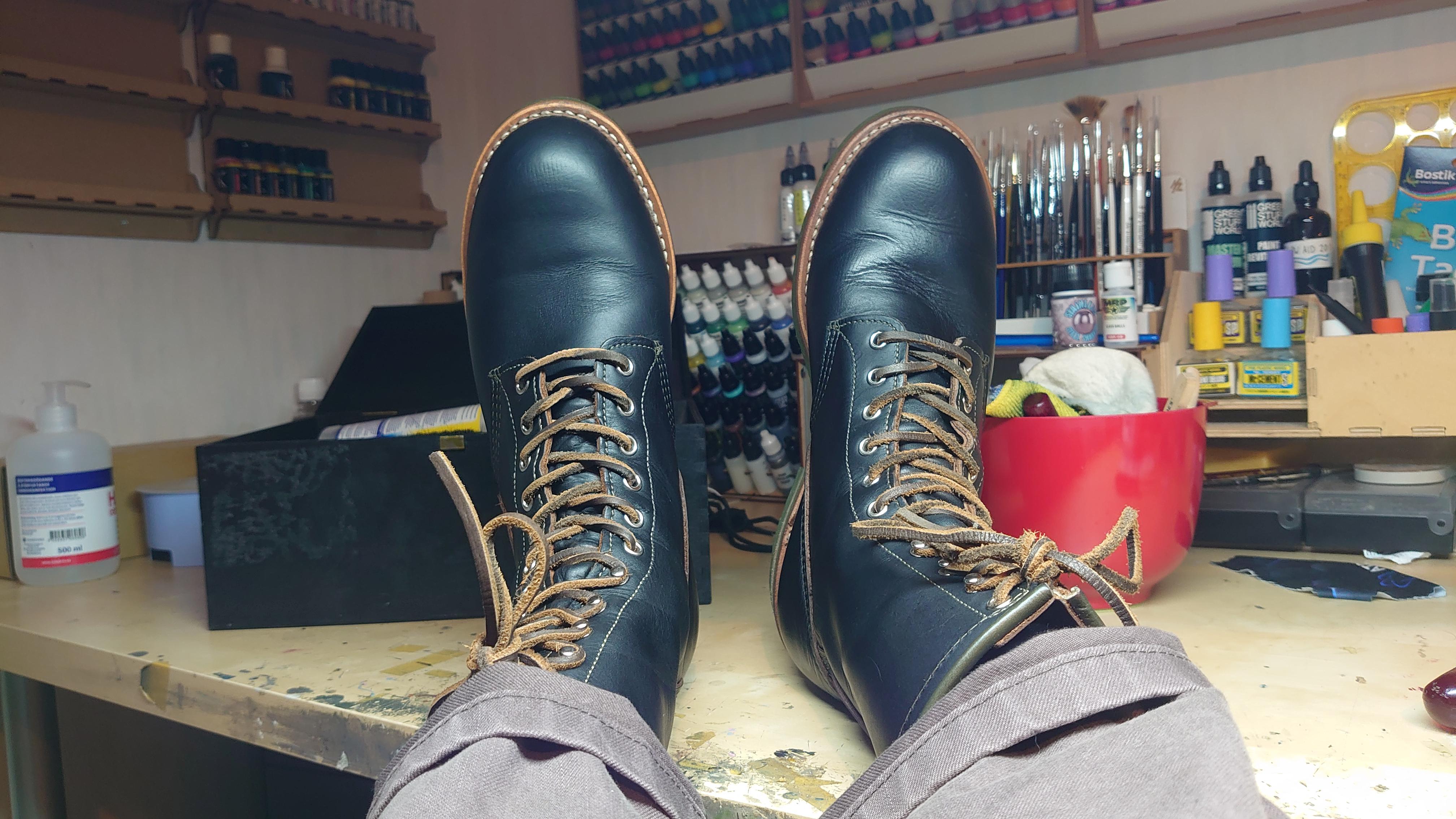 Cleaned up the used climbers. Right boot ain't perfect but good enough