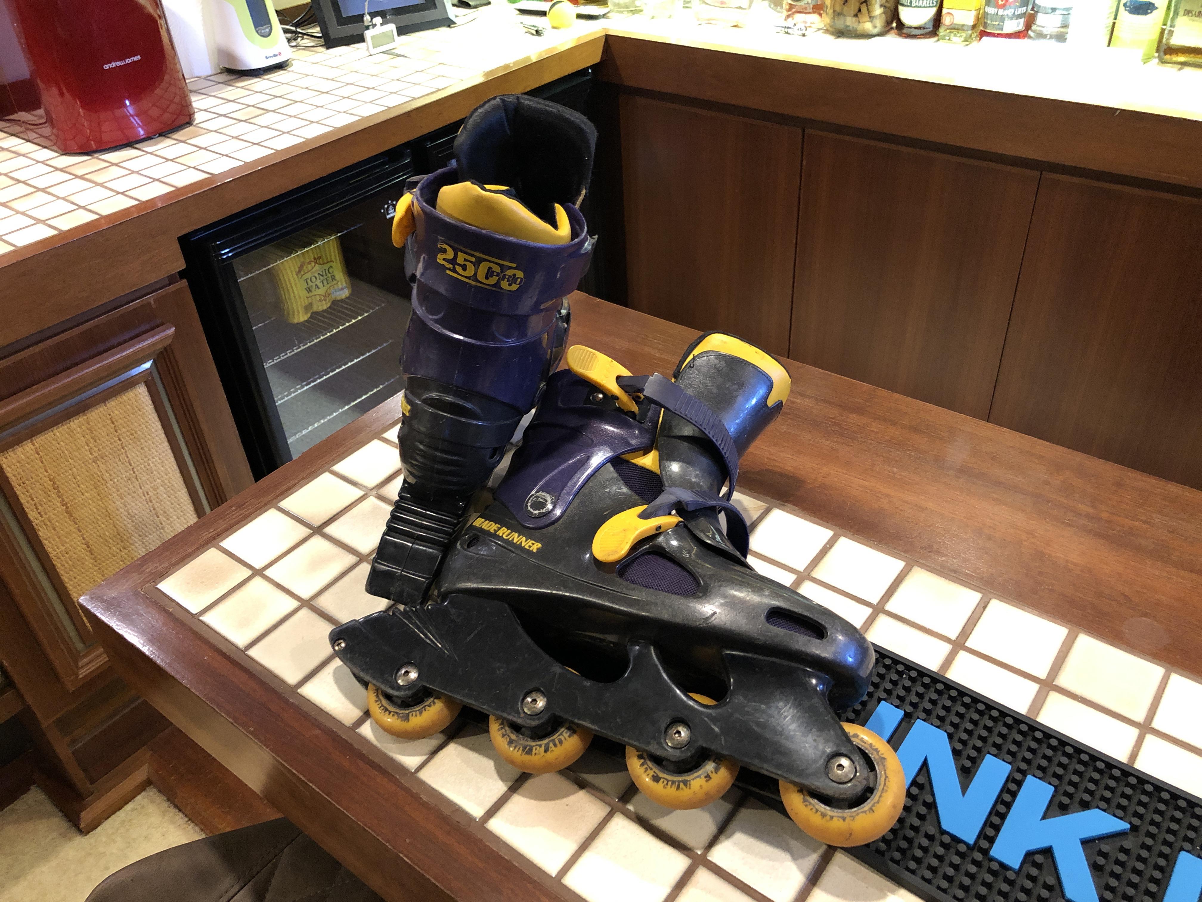 Found my 24year old rollerblade blade runner 2500 pros r/rollerblading