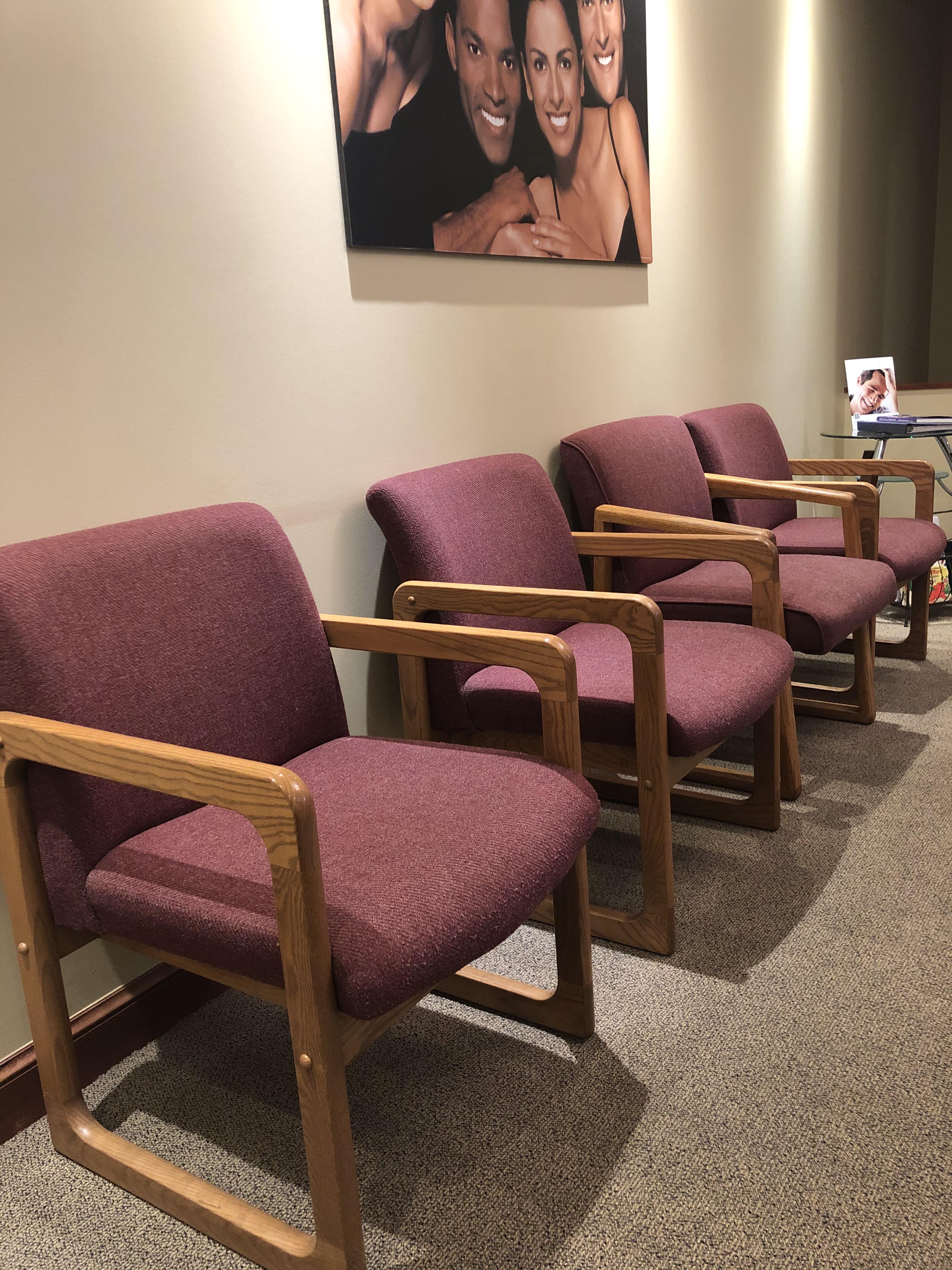 That one waiting room chair at the dental office. r/mildlyinfuriating