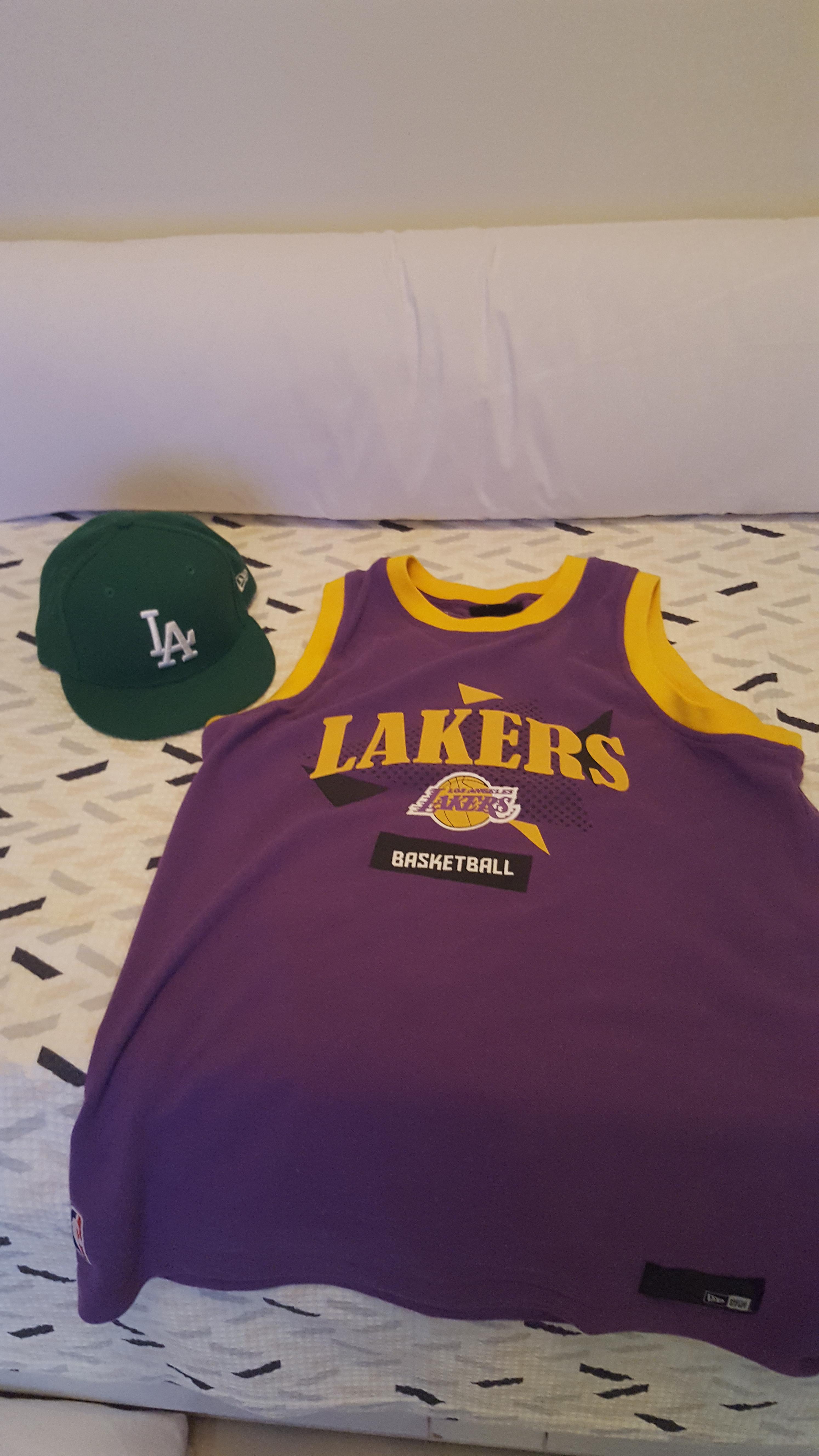 Decided to buy the Lakers jersey and LA cap to represent Los Santos
