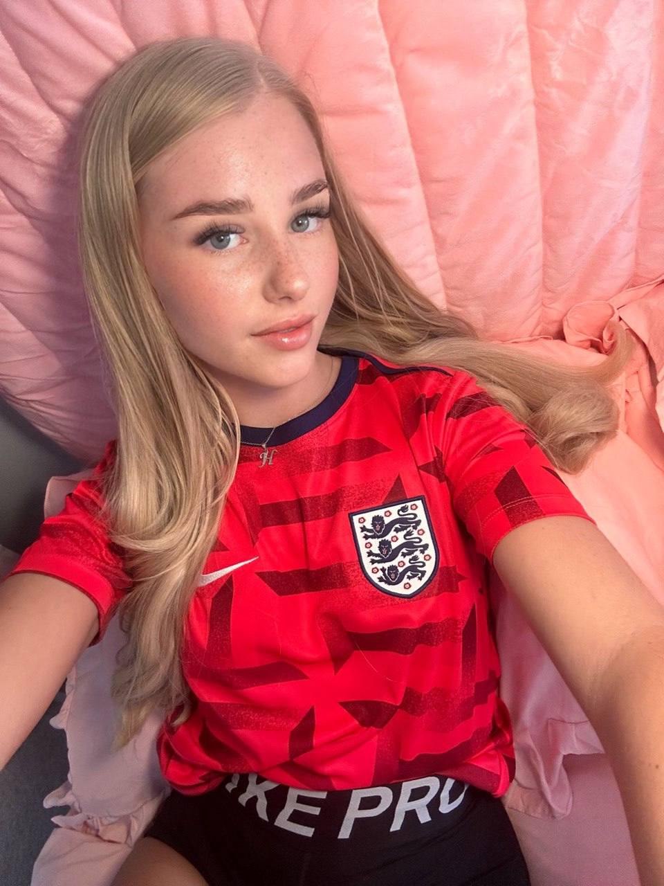 nike for today : NikeProGirlz