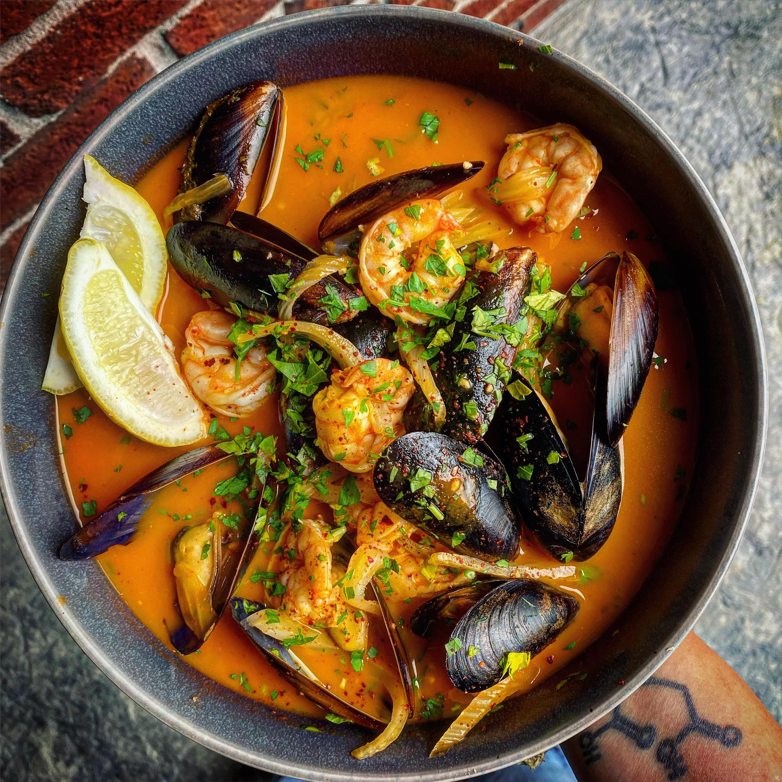 Mussels & Shrimp Creamy Tomato Fennel Broth Lemon Gochugaru r