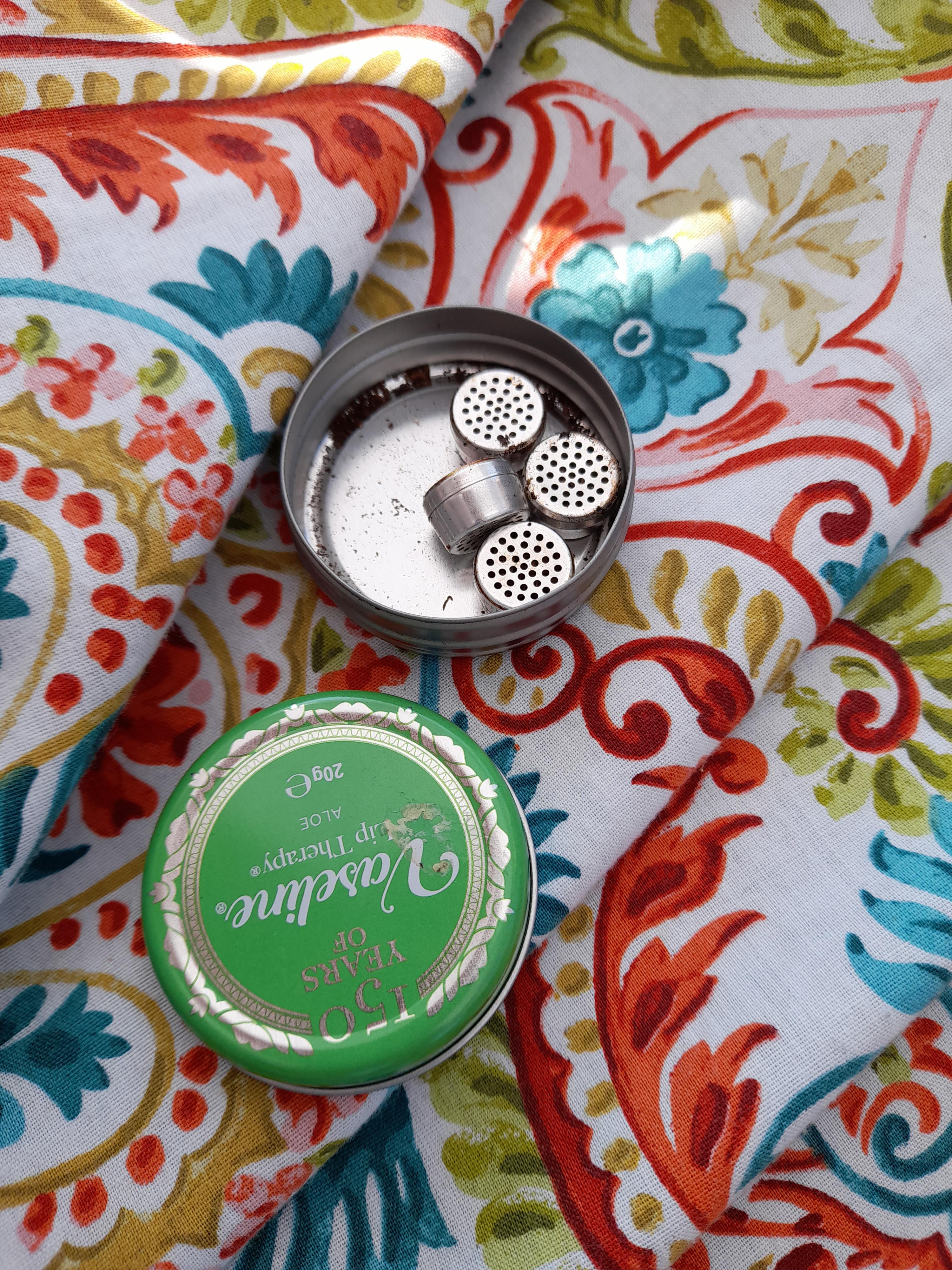 A vaseline tin makes a great hot capsule case for when your out. r