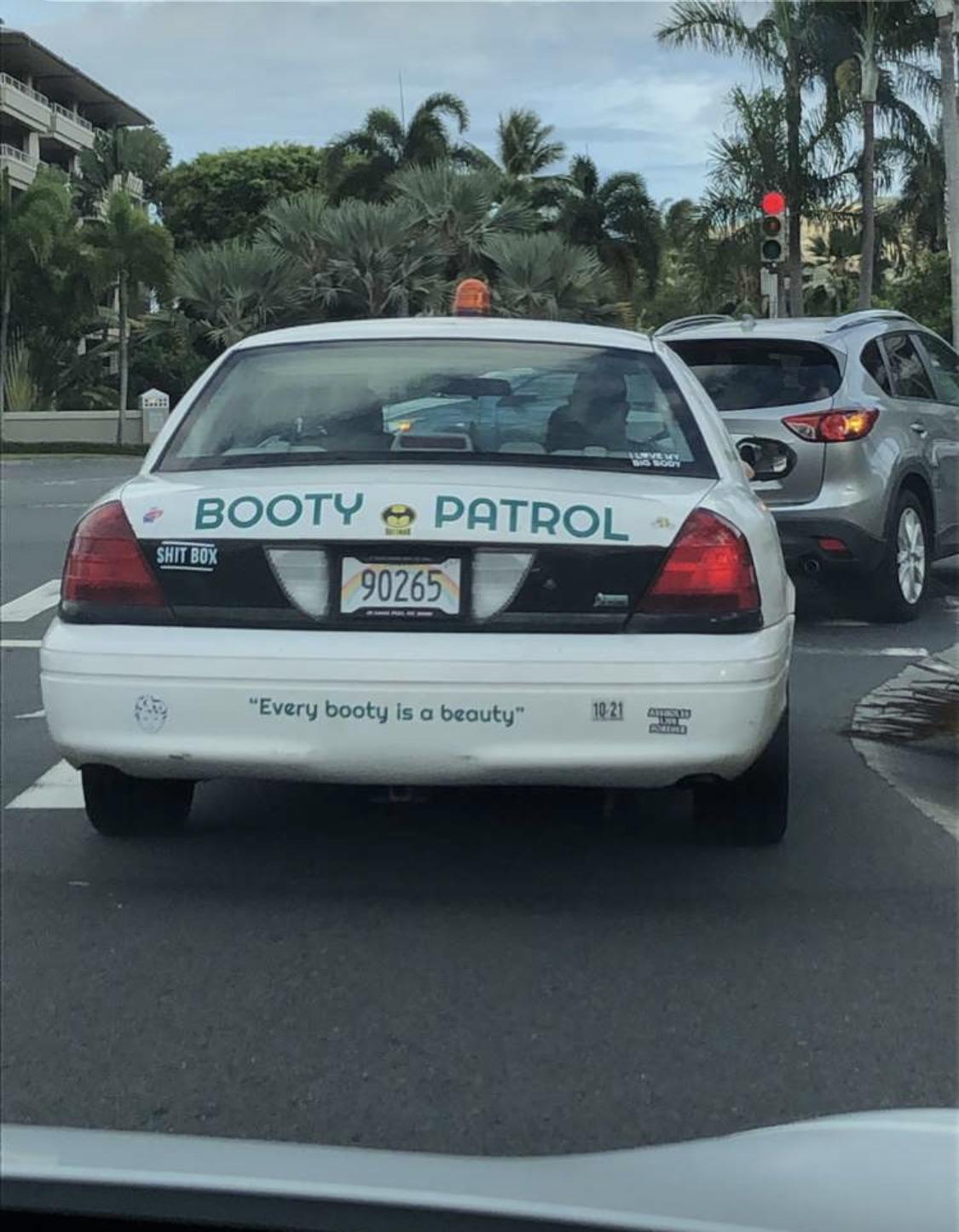 This car seen in Oahu, Hi today r/funny