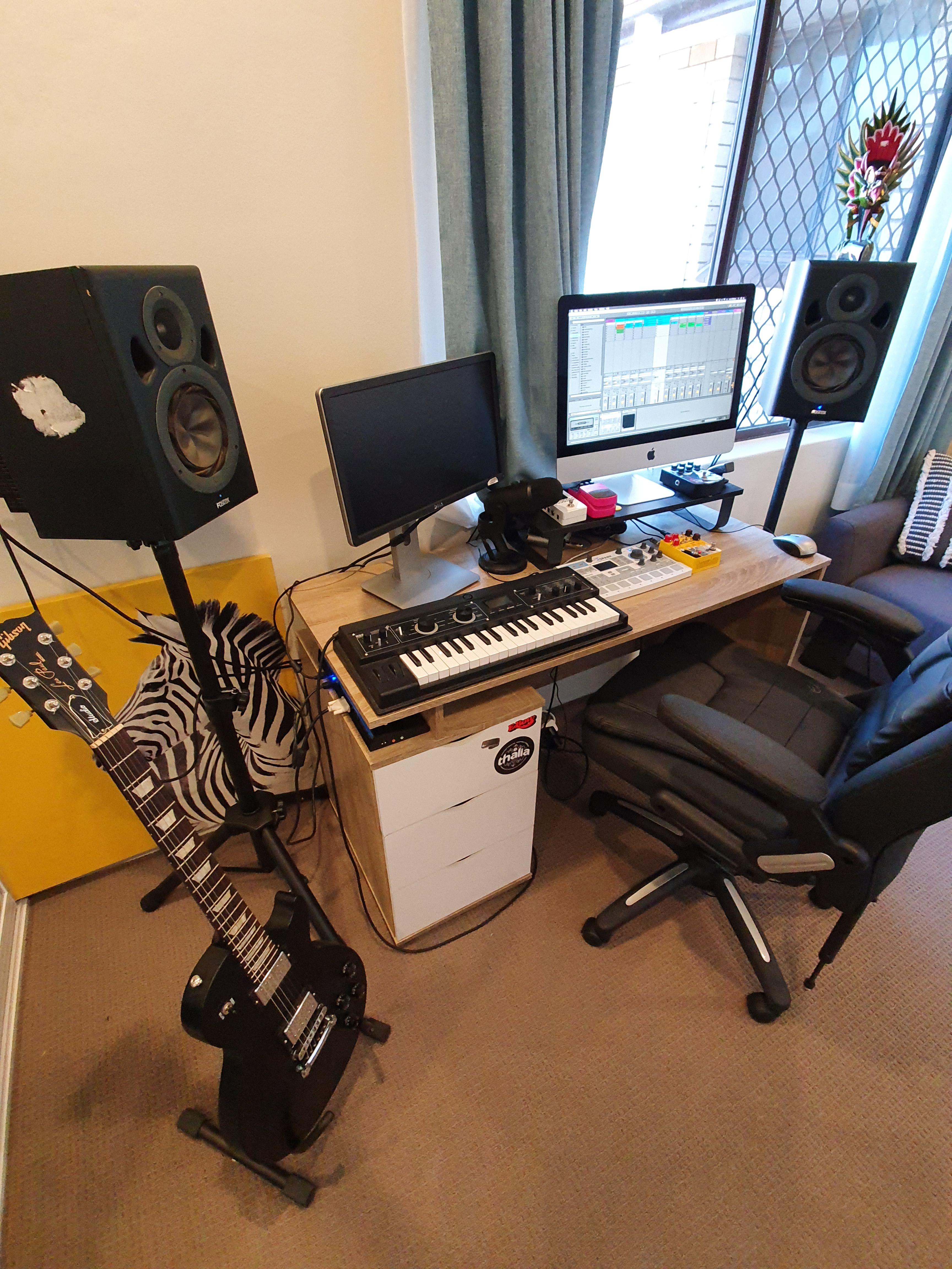 A few recent updates to the battlestation r/MusicBattlestations