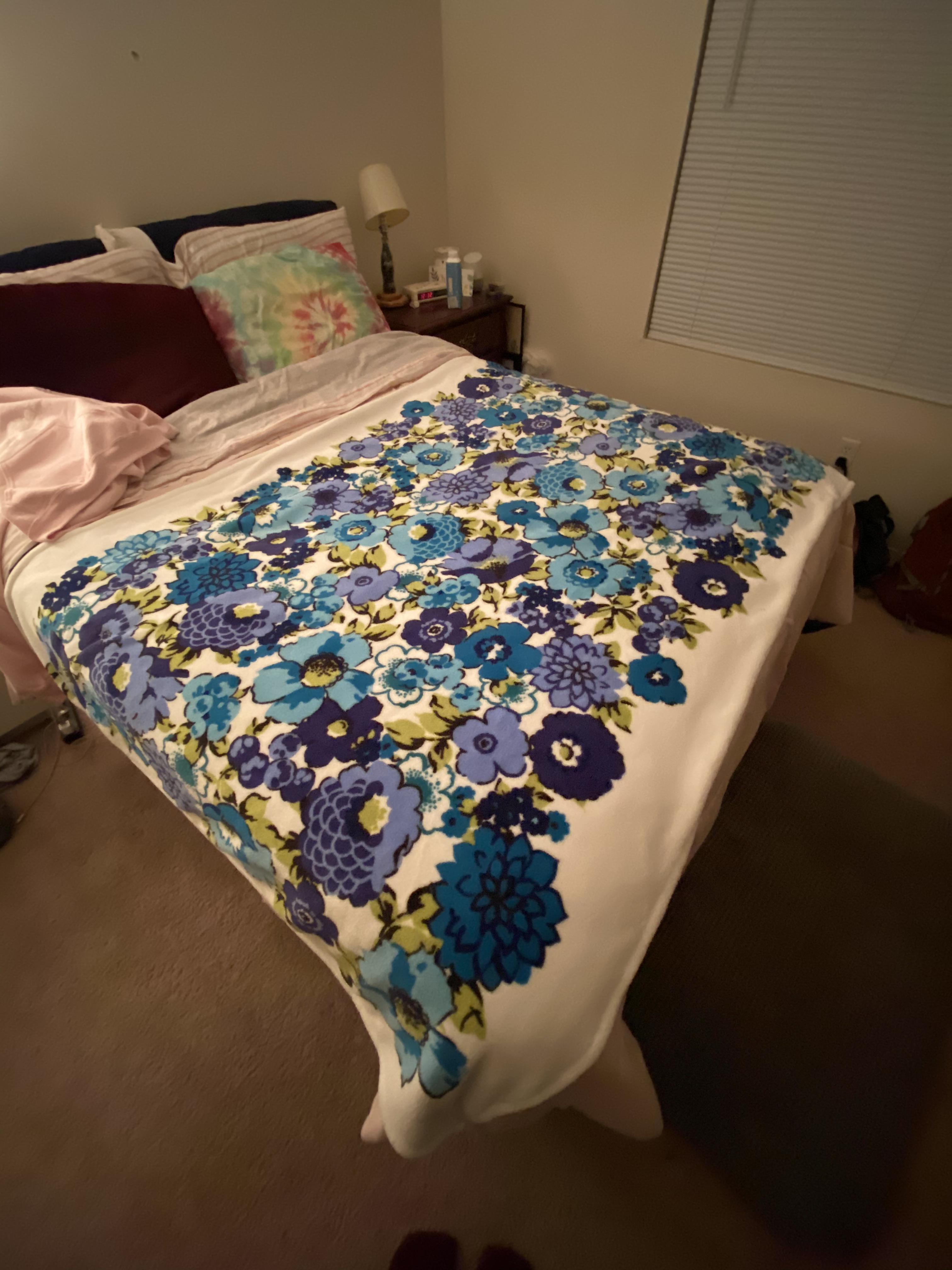 Discovered this beautiful blue floral throw blanket is Vera Bradley