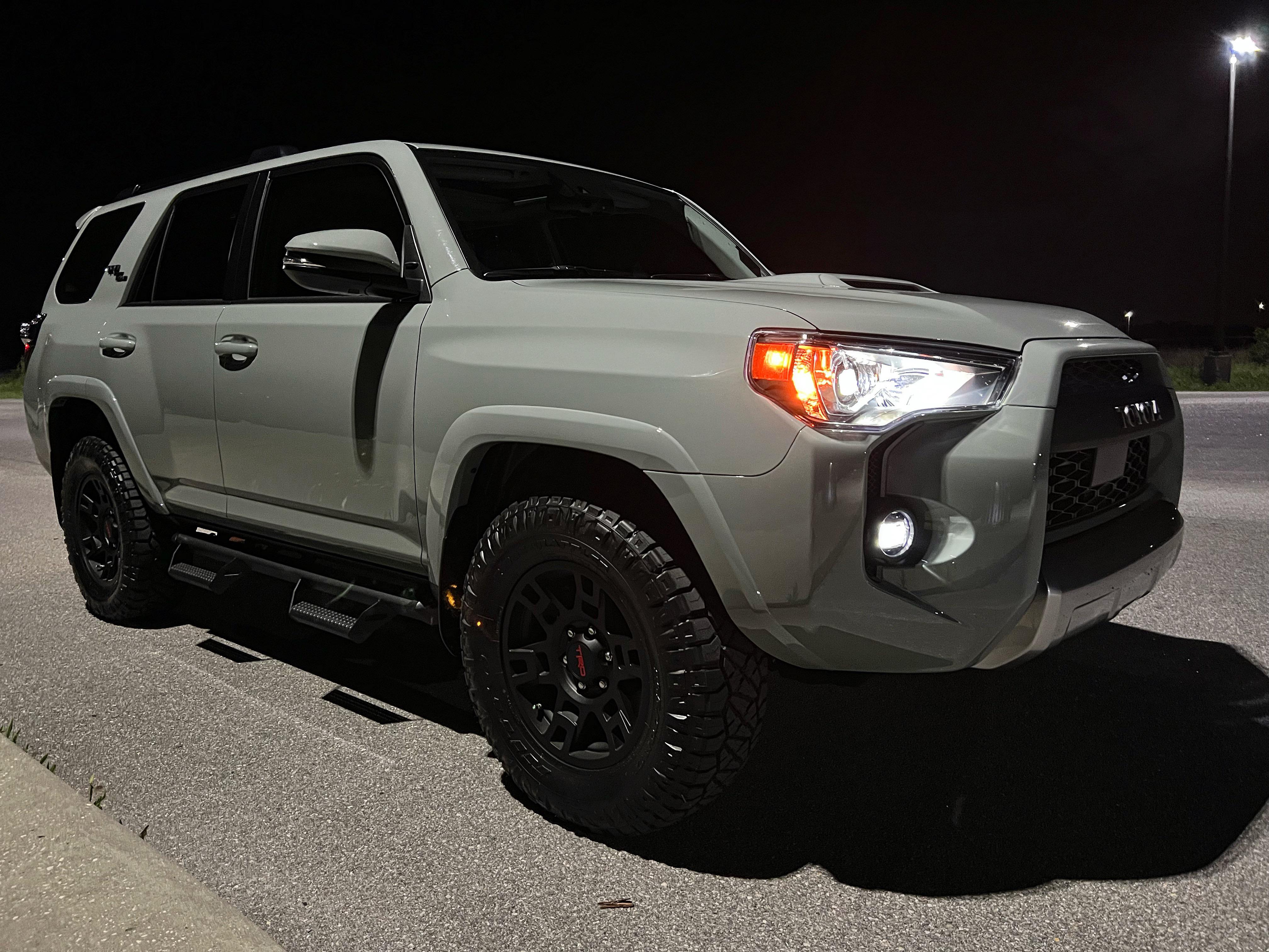 McLovin my ‘22 Lunar Rock ORP w/ XP Predator Package! r/4Runner