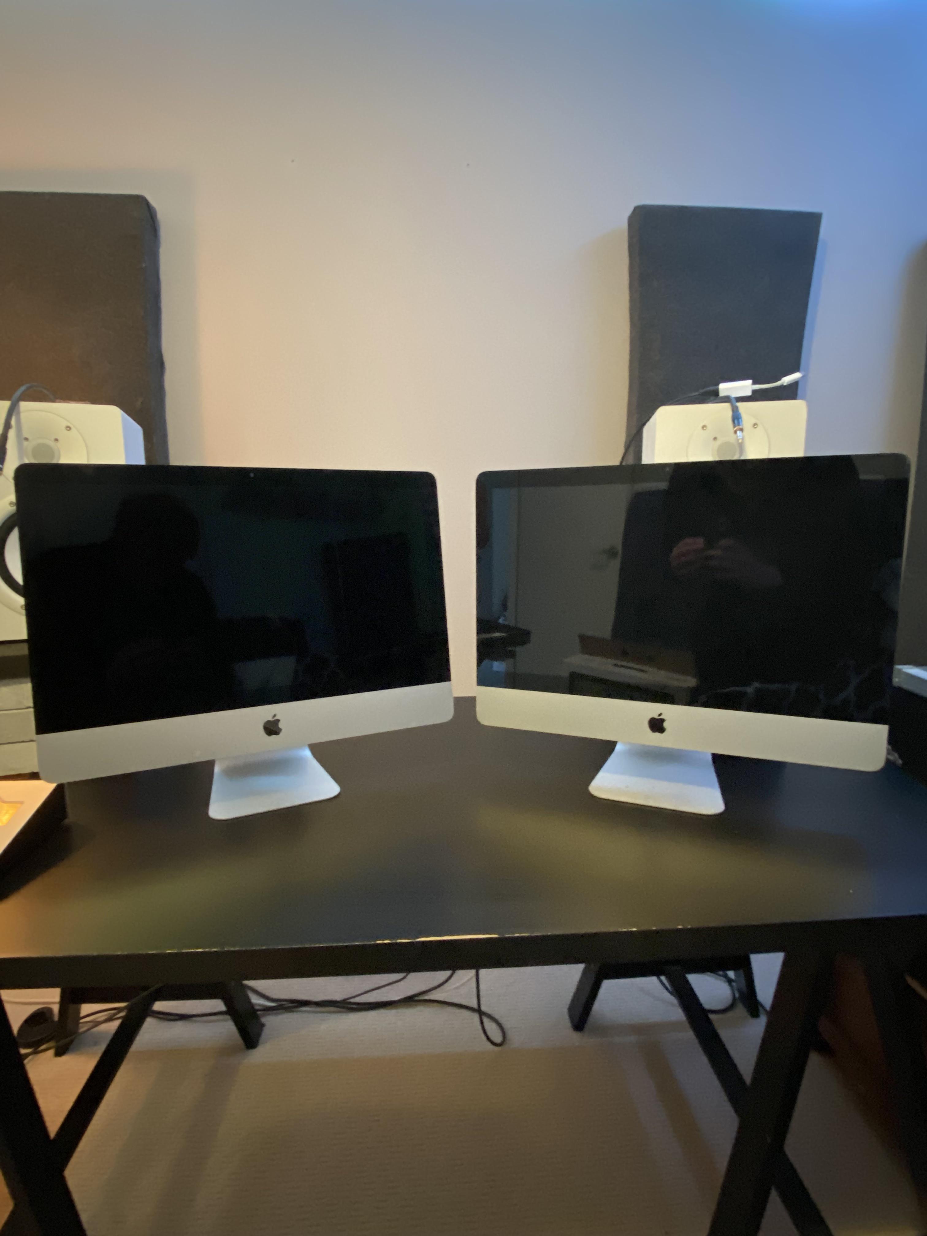 After 9 long years I replaced my 2010 iMac (right) with a 2019 iMac (left) I bought second hand