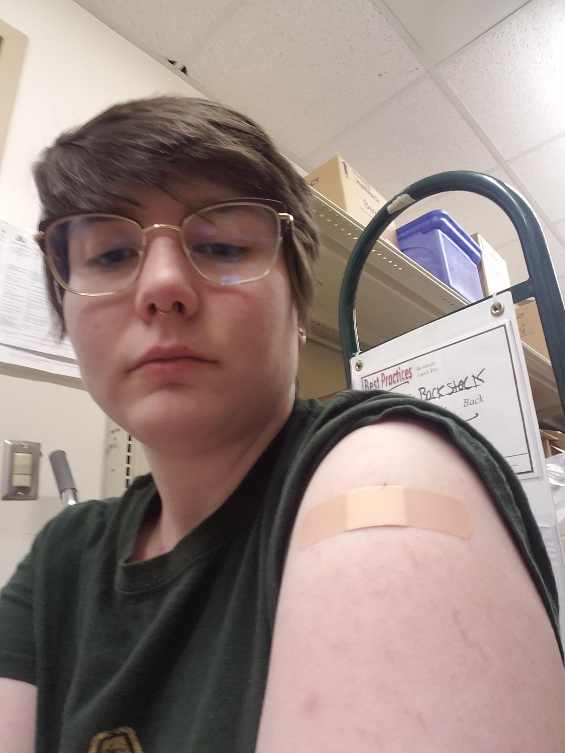 I had a severe seizurelike reaction to the hpv vaccine