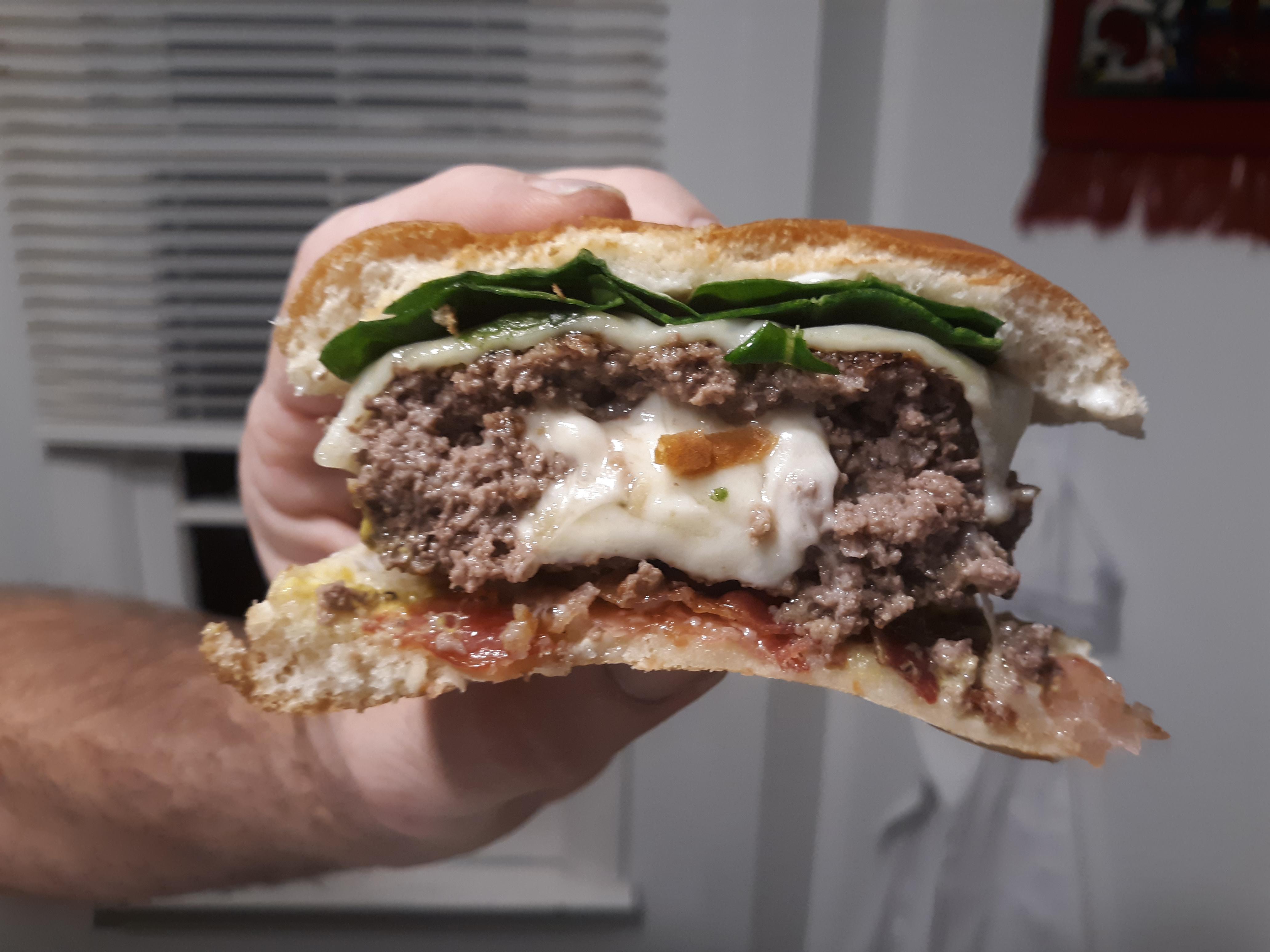 [I ATE] Burger (greasy) with provolone melted in the middle & on top, spinach, bakery buns. r/food