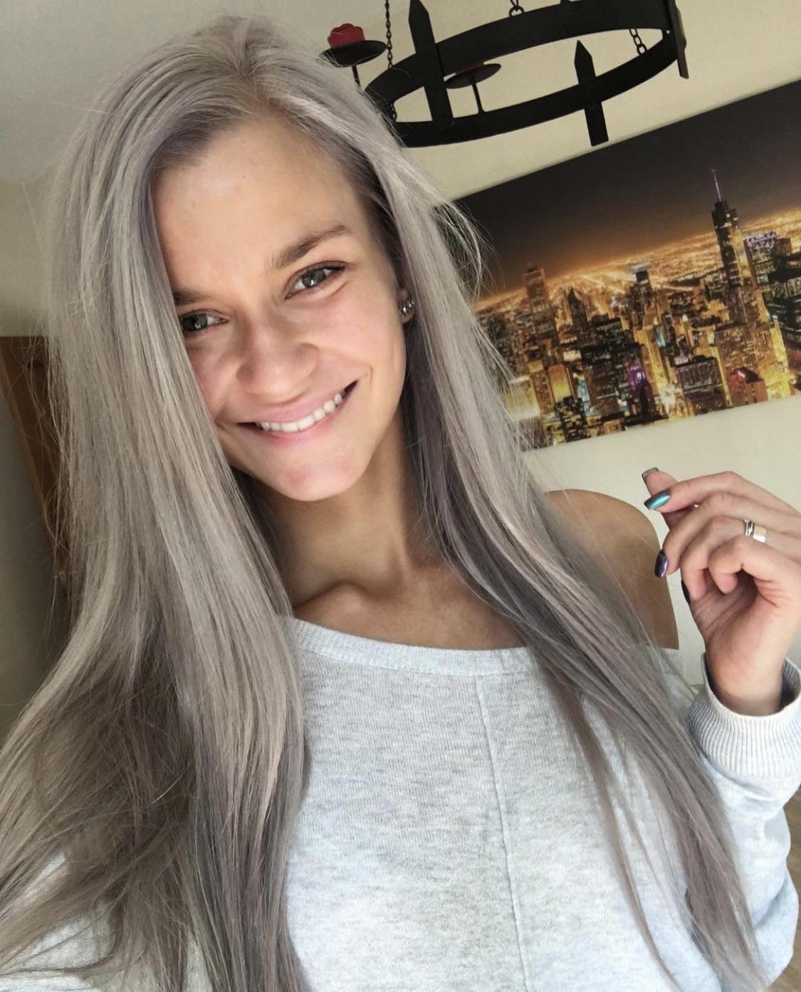 Grey is my favorite color 🐰 r/Hair