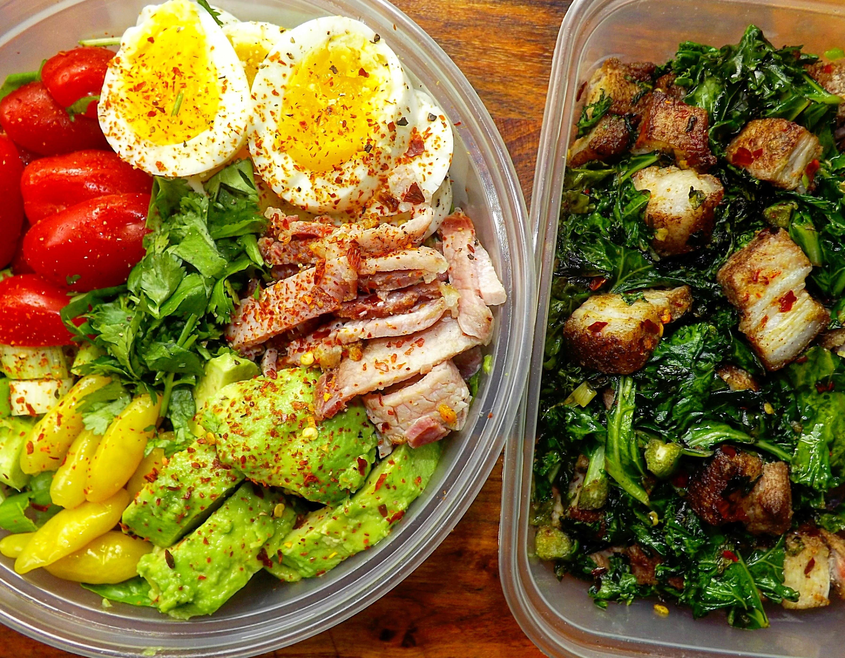 Today's packed lunch and dinner. Bacon, egg, and avocado salad, and 5