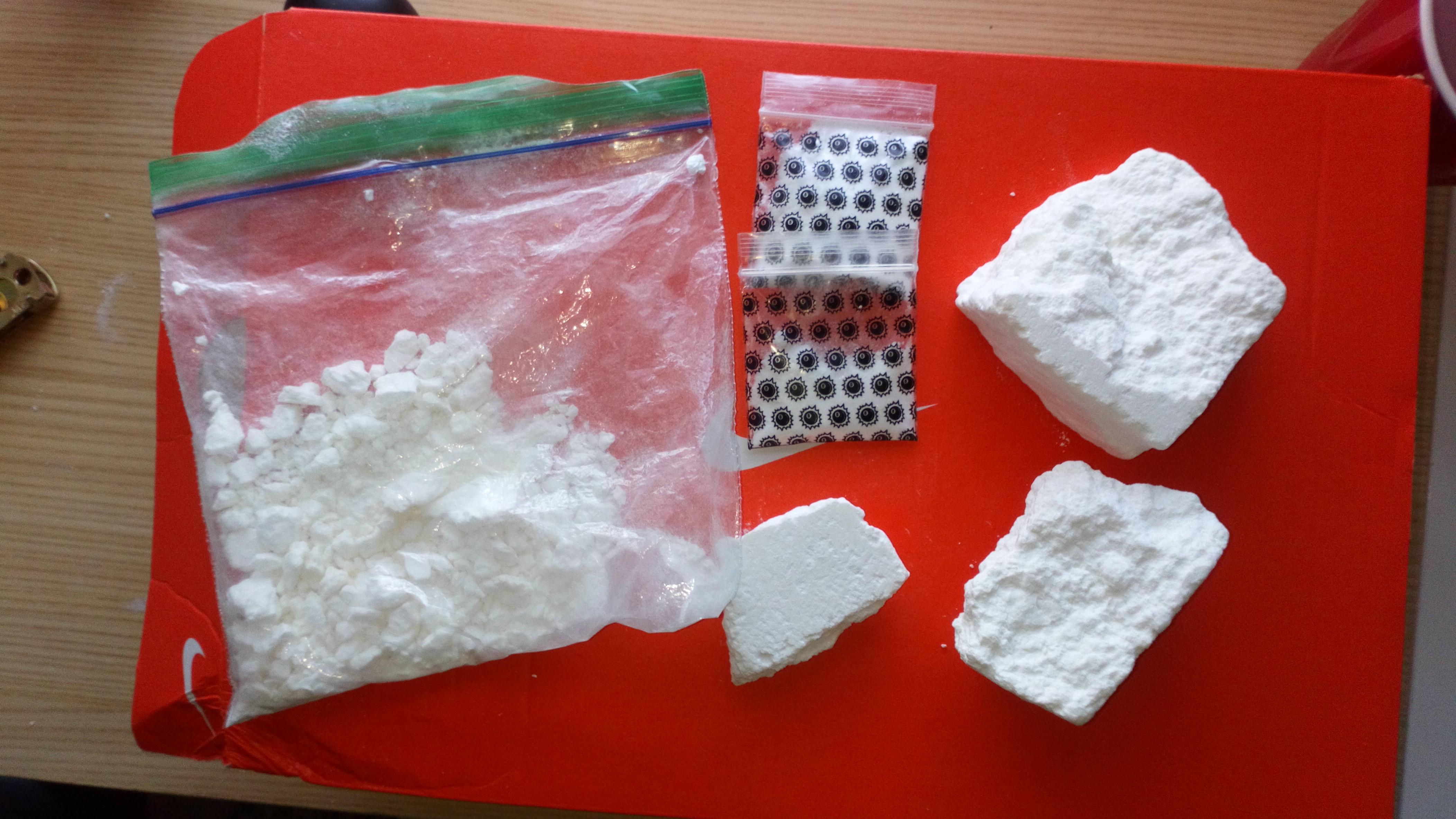 9 oz of raw cocaine. Just over 1/4th of a kilo DrugStashes