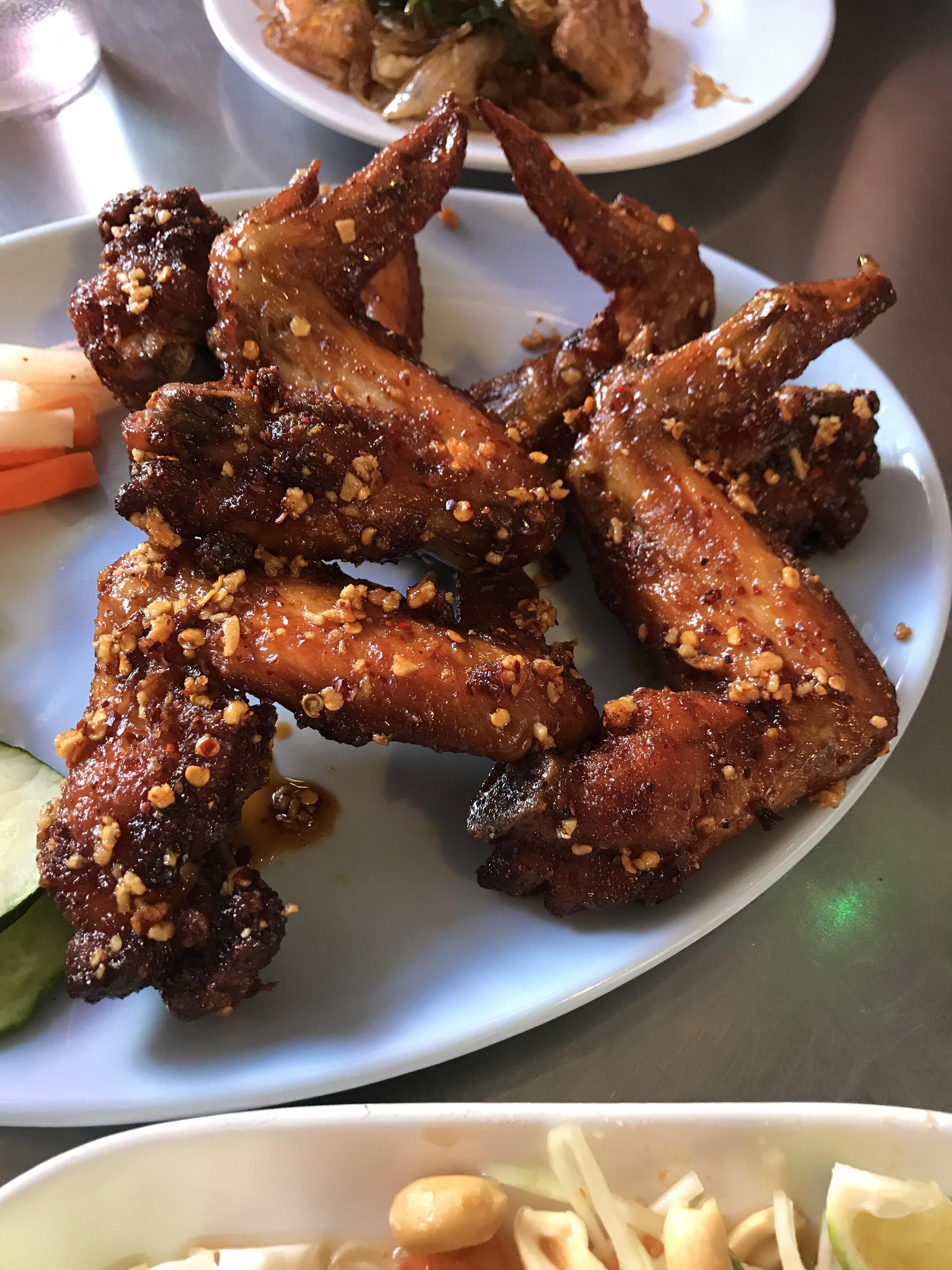 [I ate] Vietnamese Fish Sauce Chicken Wings r/food