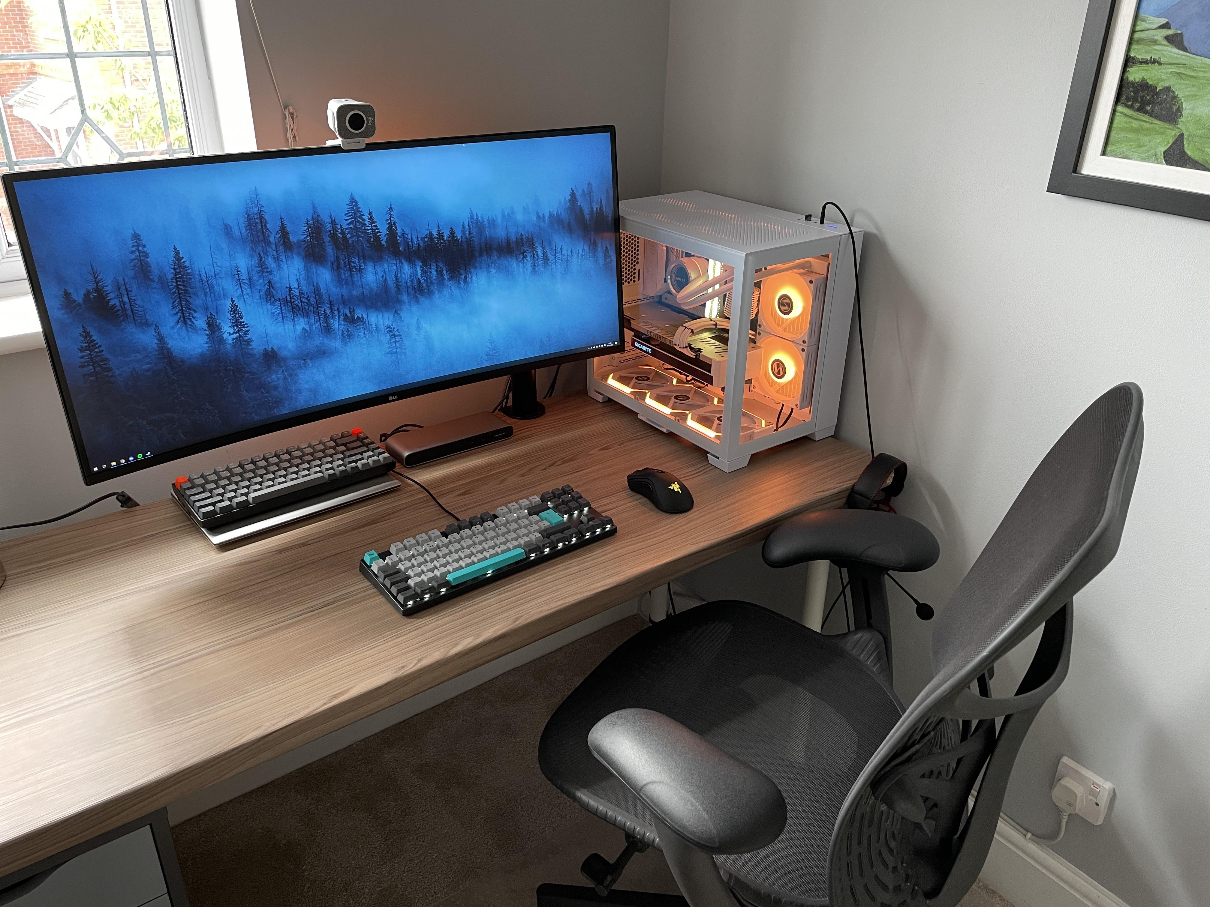 No retina burning LED lights all over the room. Just a simple setup on