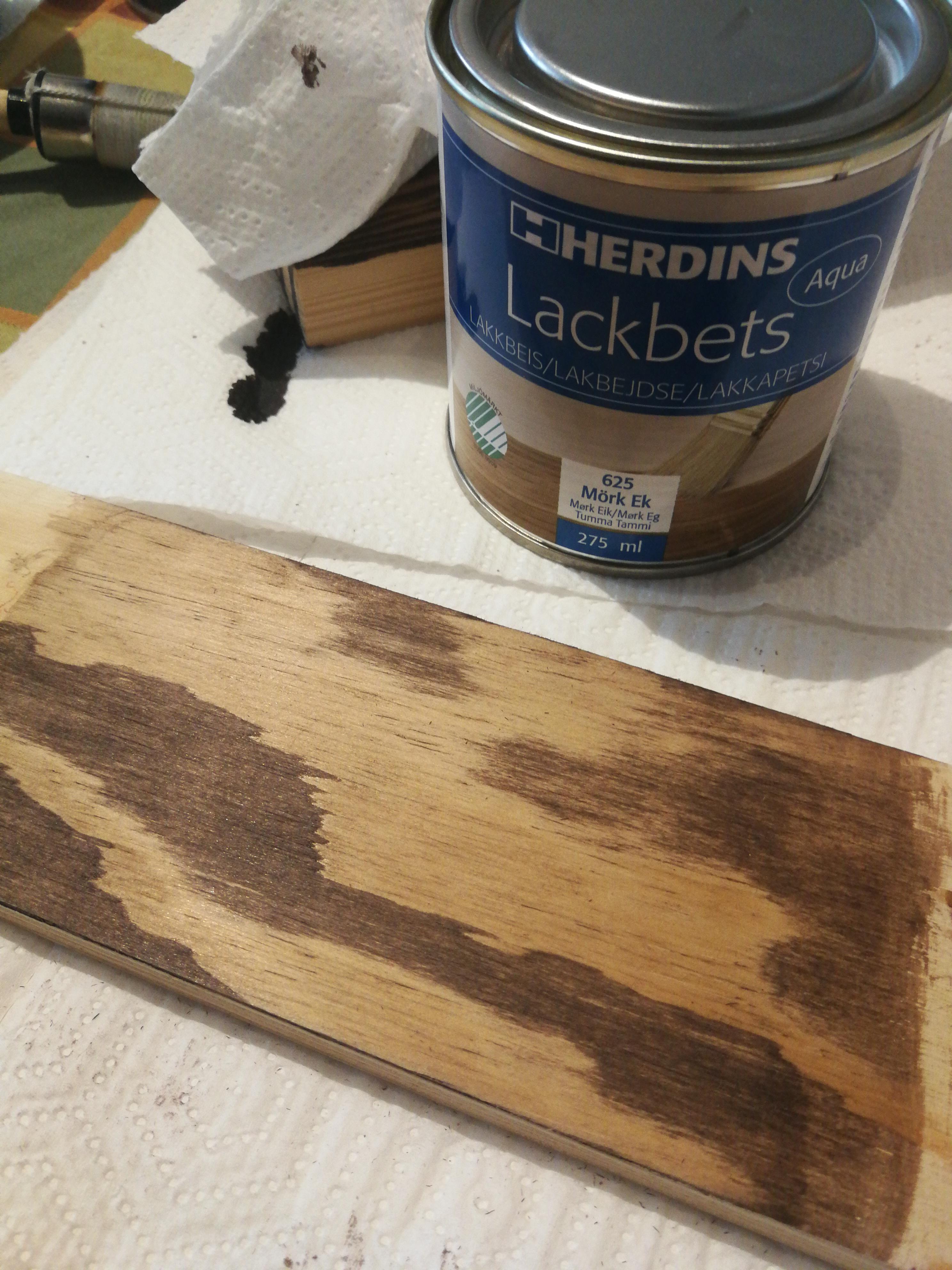 Looks terrible, what am I doing wrong? Plywood with water based stain