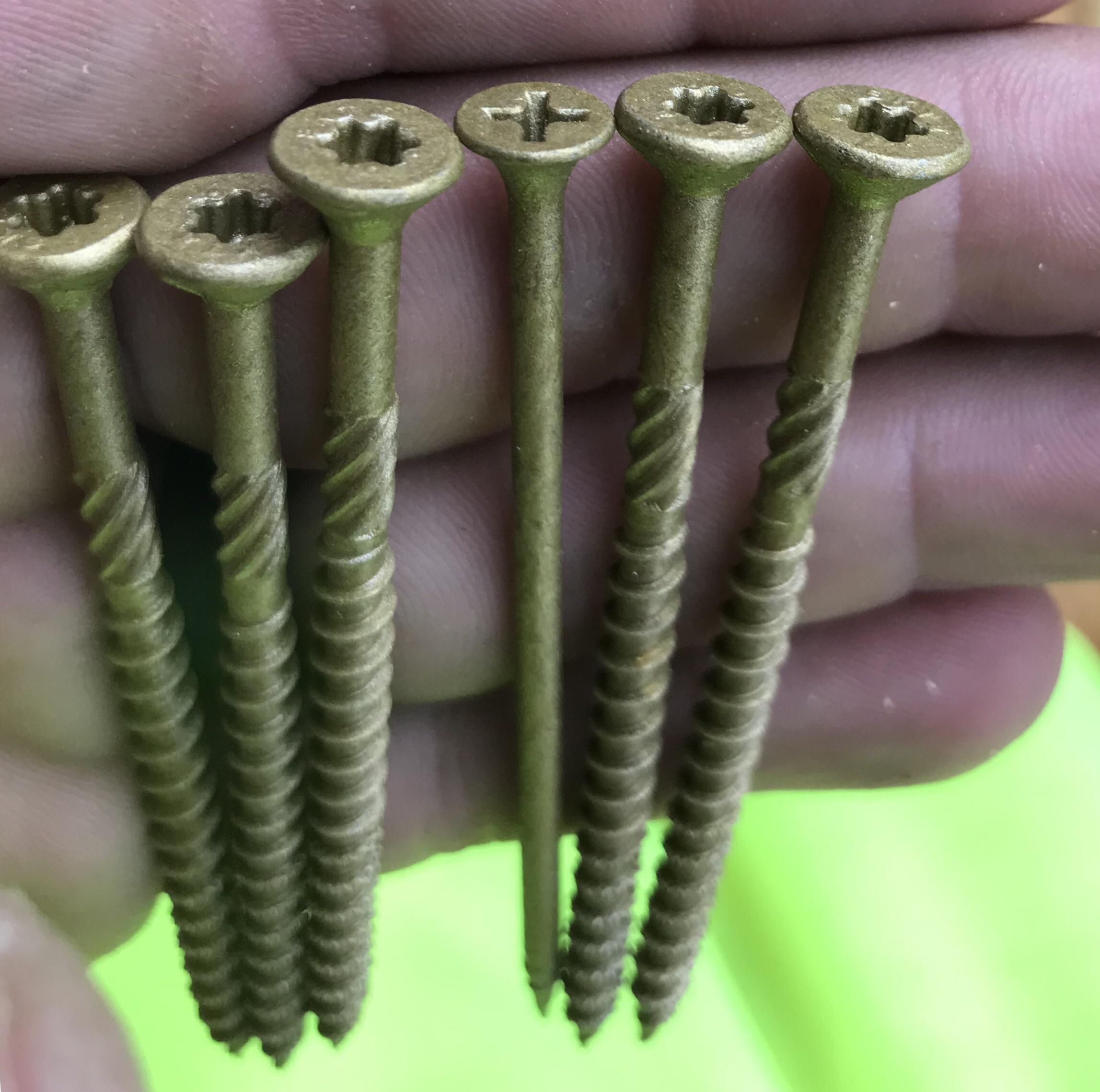 Circle the differences! 8 penny Phillips head come in handy more than you’d think🙄 r/Carpentry