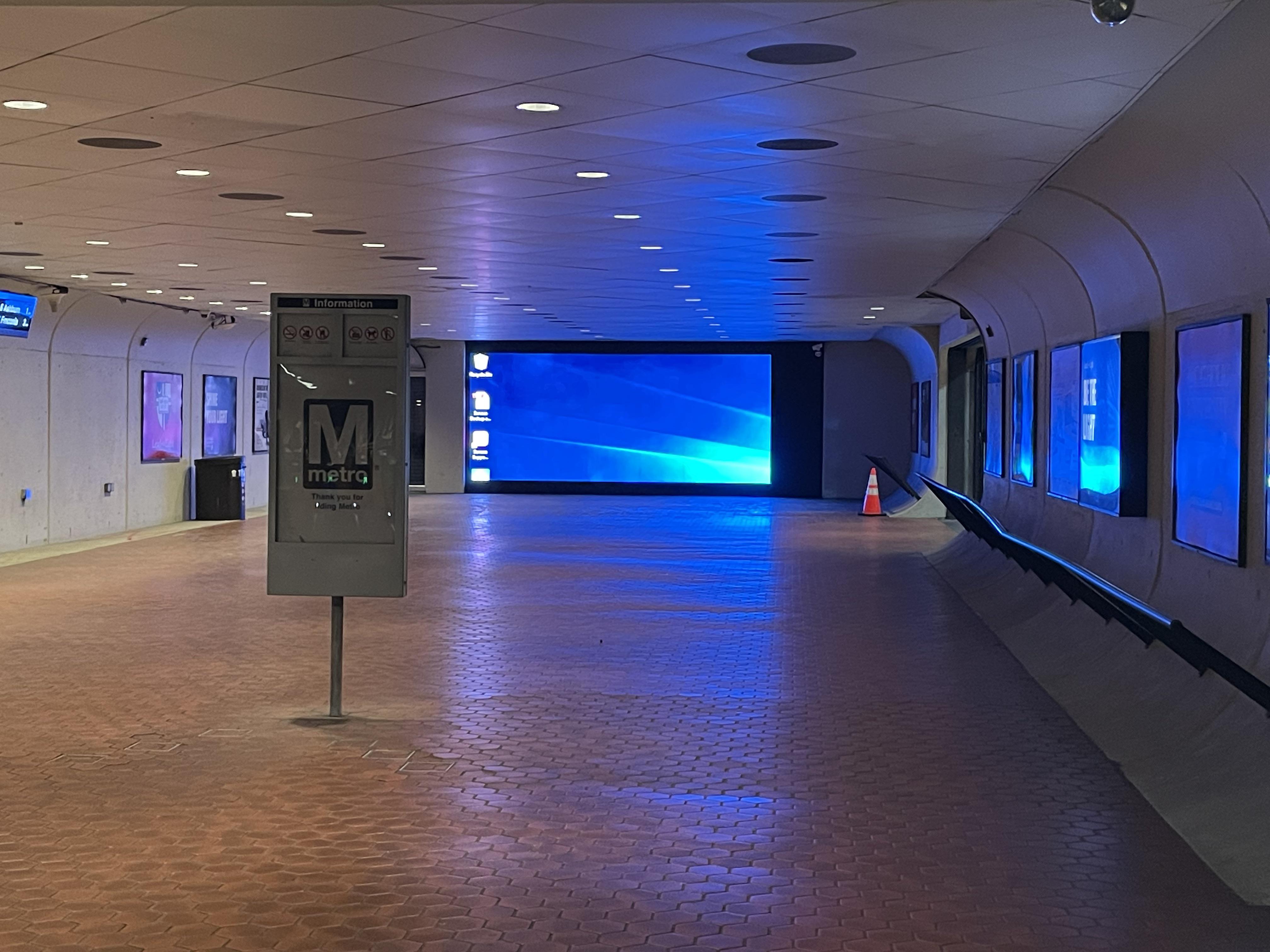 DC Metro r/iiiiiiitttttttttttt(02)