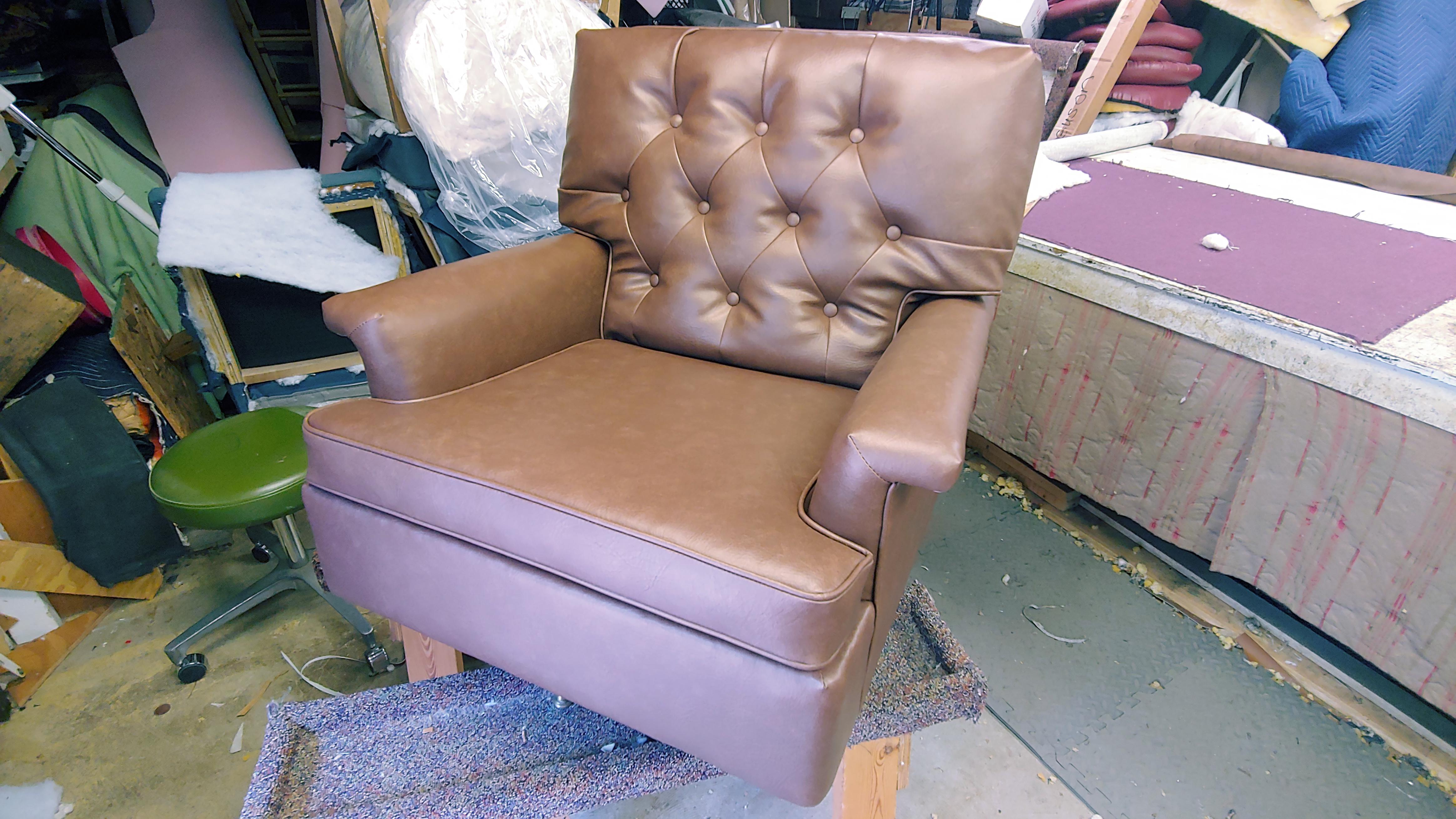 can I post finished jobs in here for fun? r/upholstery