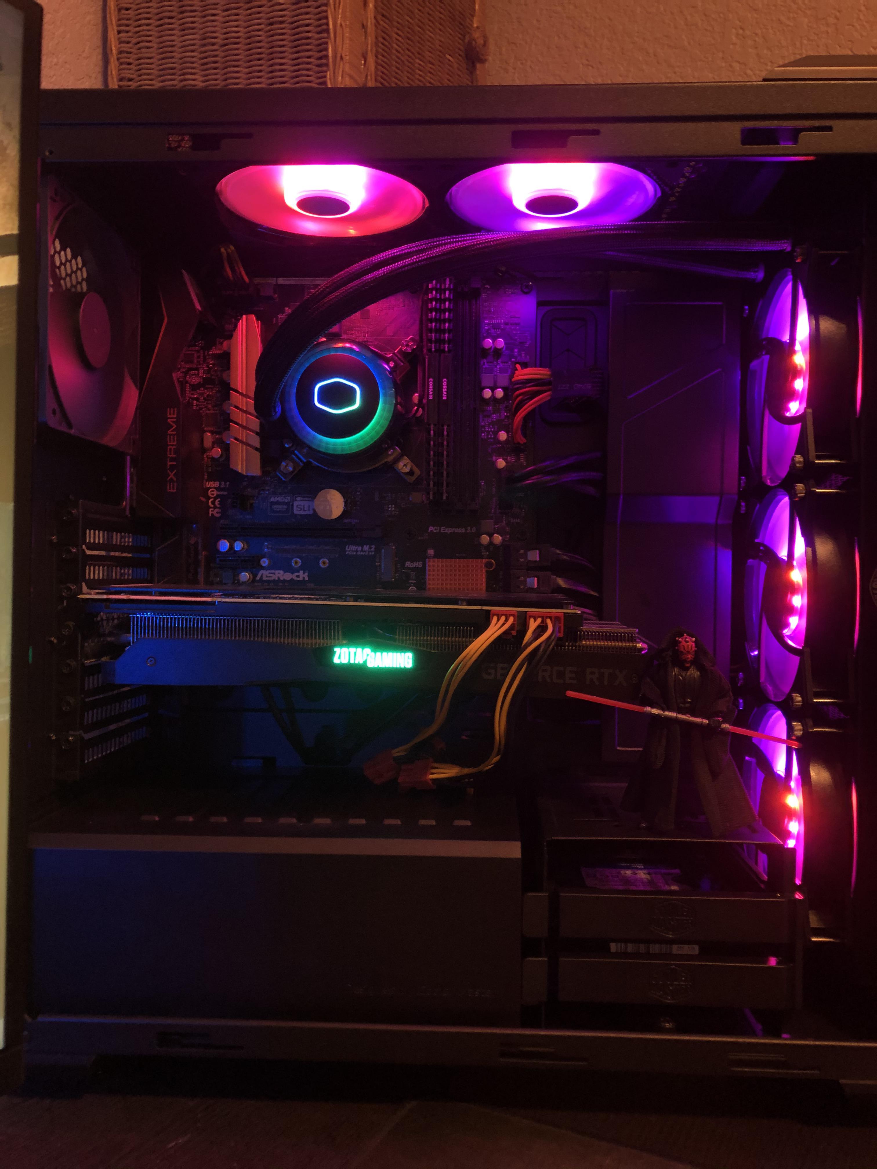 H500 all coolermaster build with ML360R mounted behind 200mm fans. r