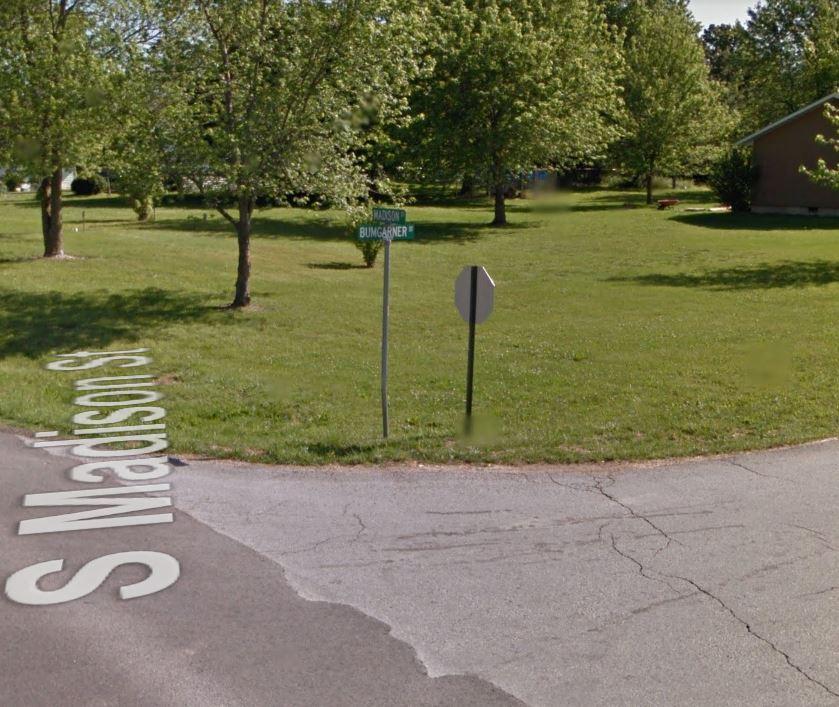 This is a real intersection in Strafford, MO r/baseball
