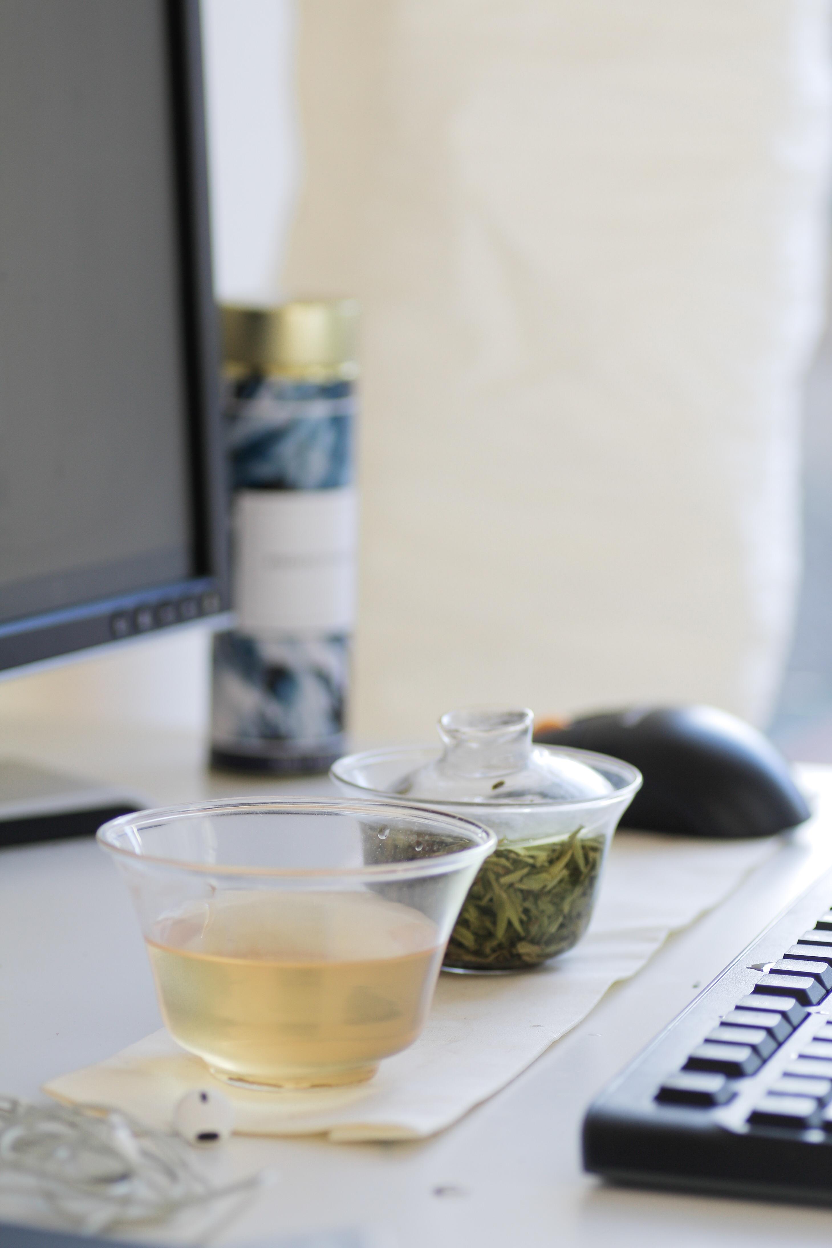 My work tea setup for all the 'it's too inconvenient' whiners. The