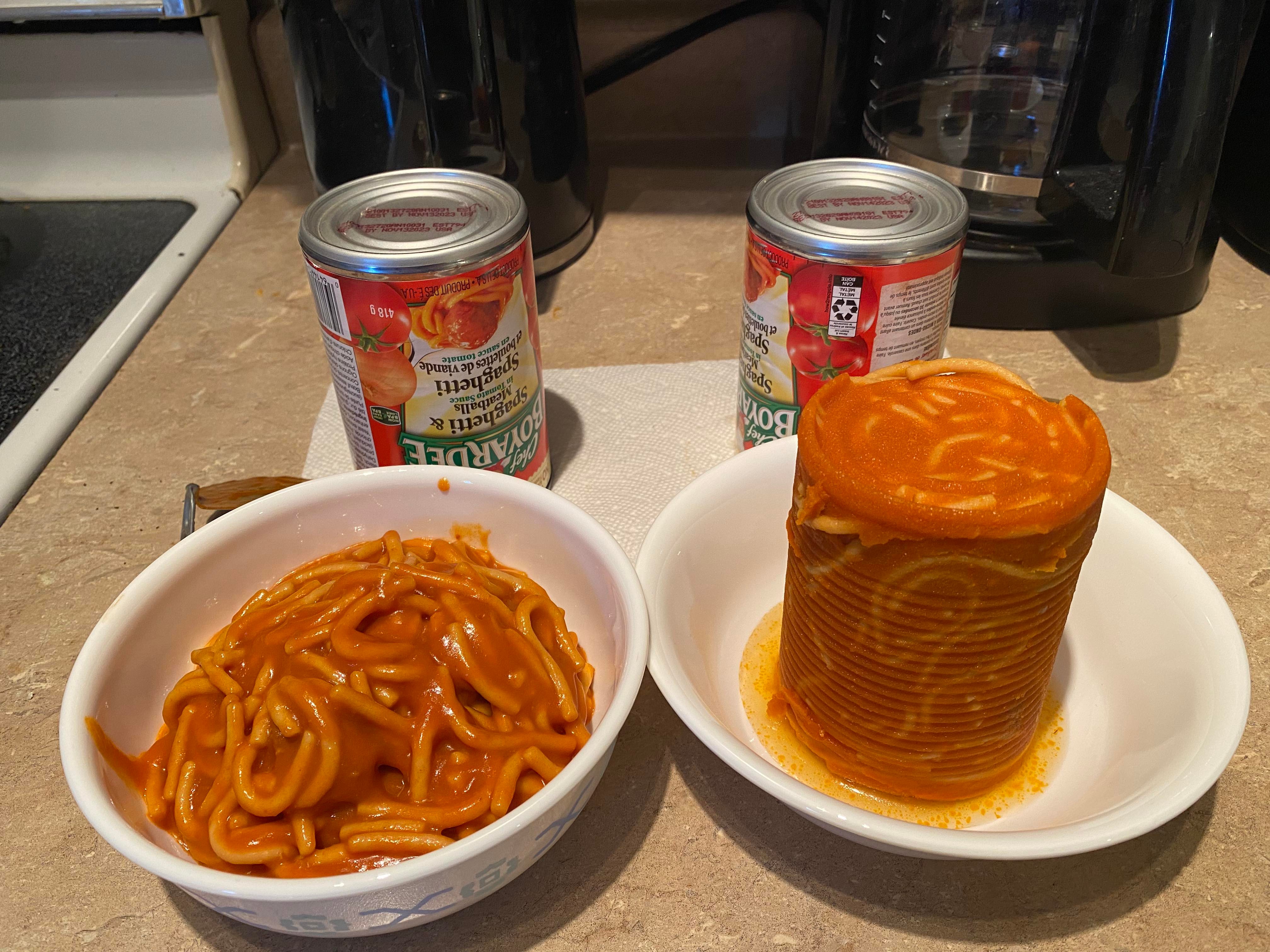 The difference between these two cans of Chef Boyardee Spaghetti