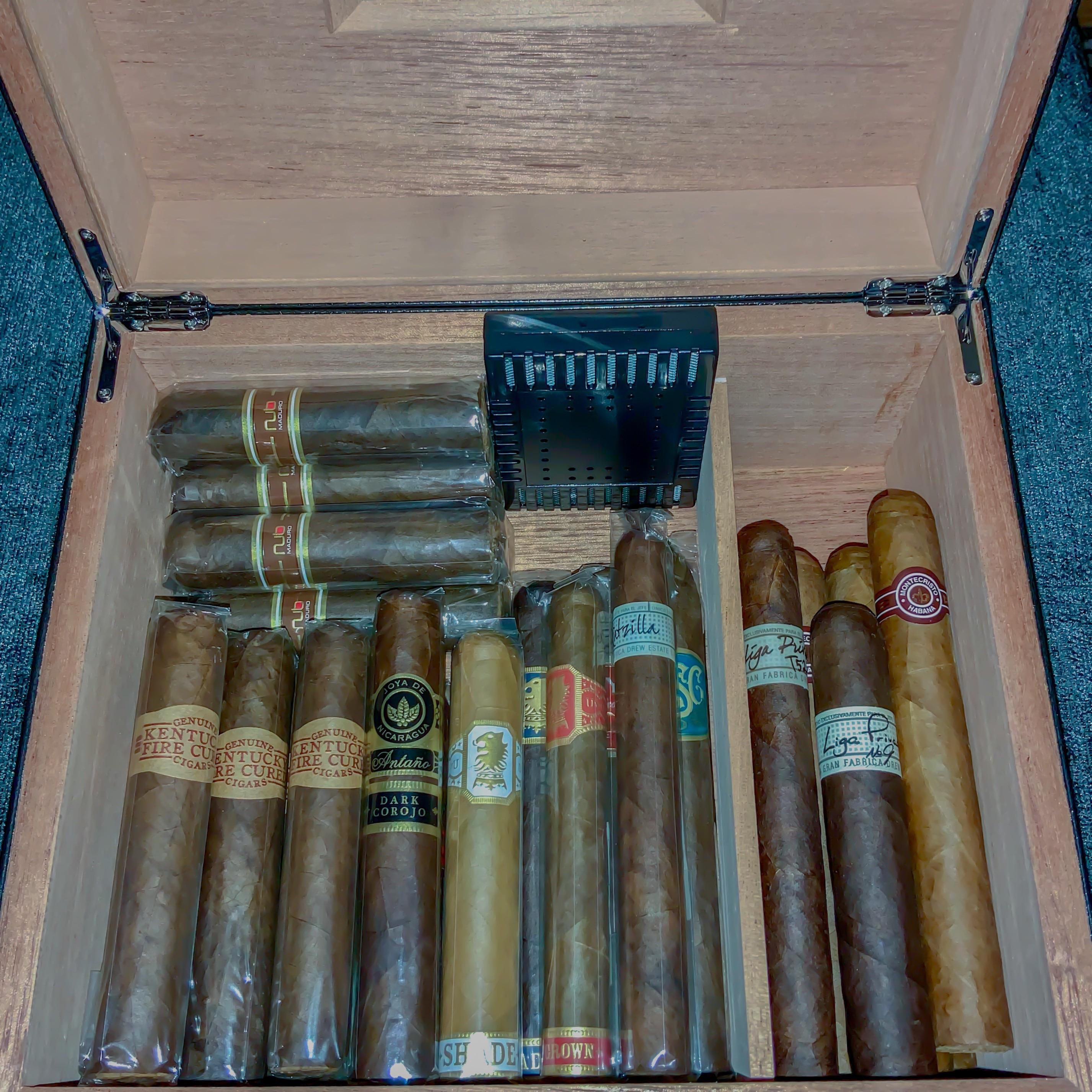 Got my first humidor set up finally (UK) r/cigars