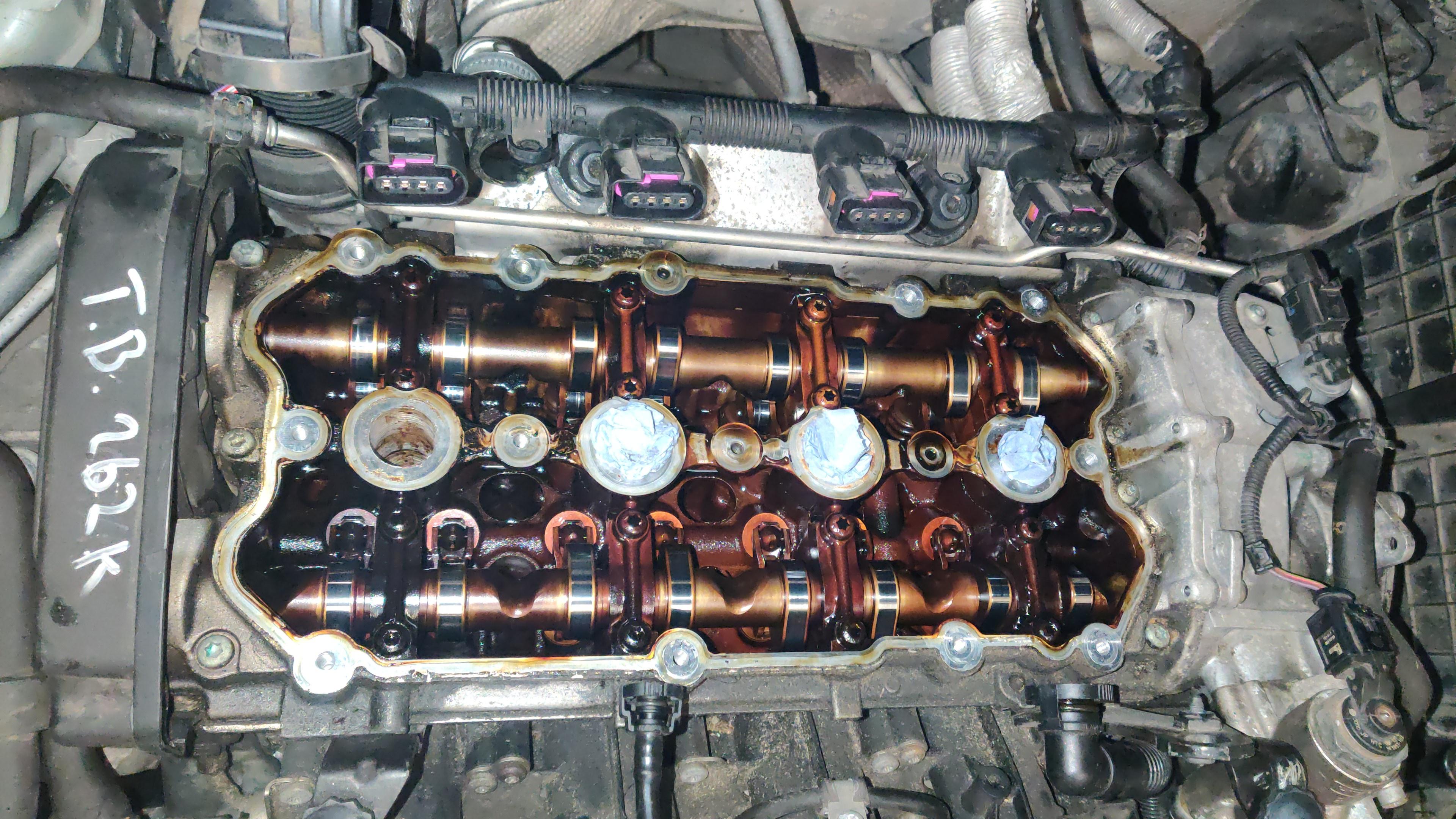 What's the best way to clean the inside of this engine? Small bit of