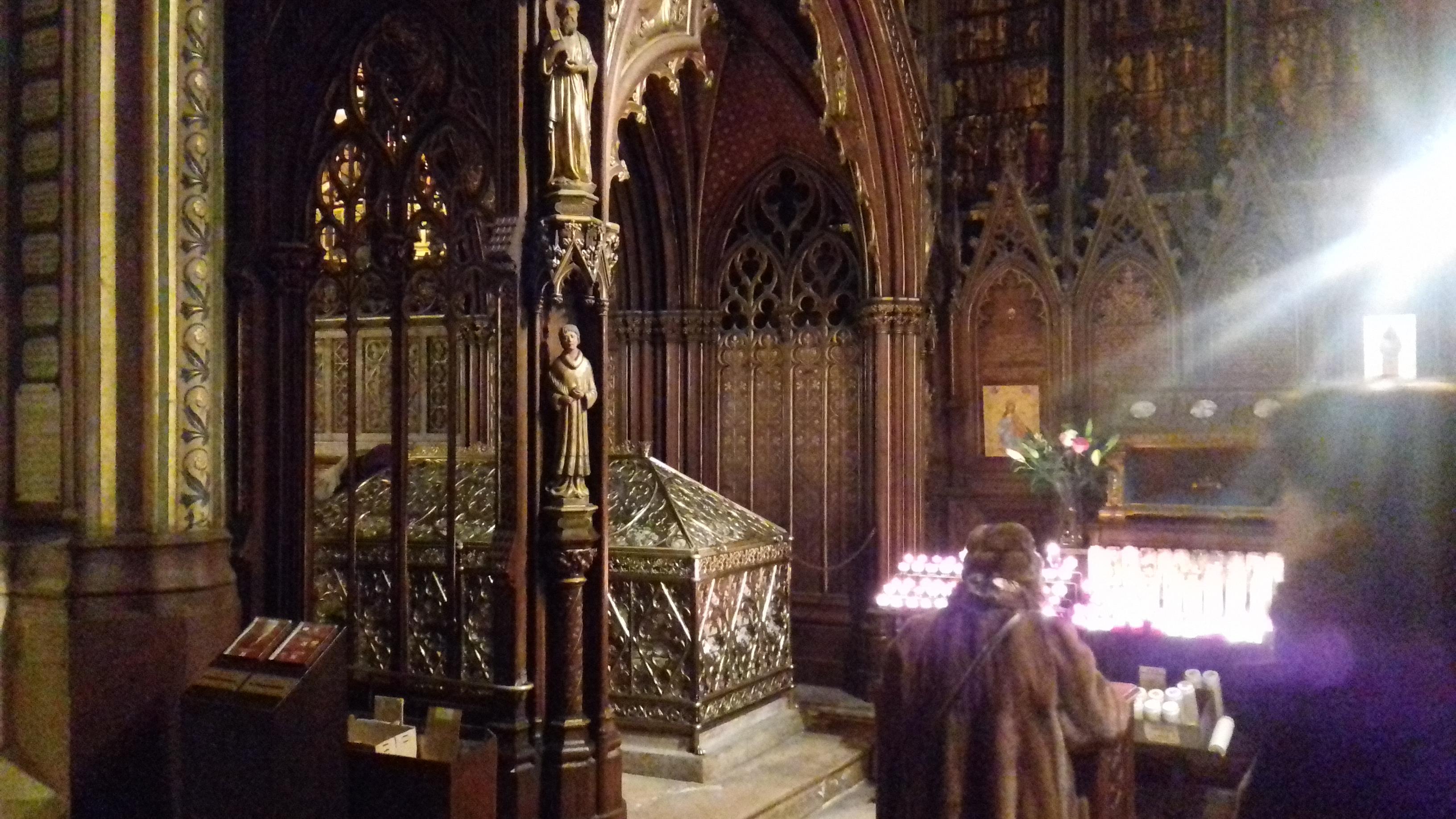 The tomb of St. Geneviève today r/Catholicism