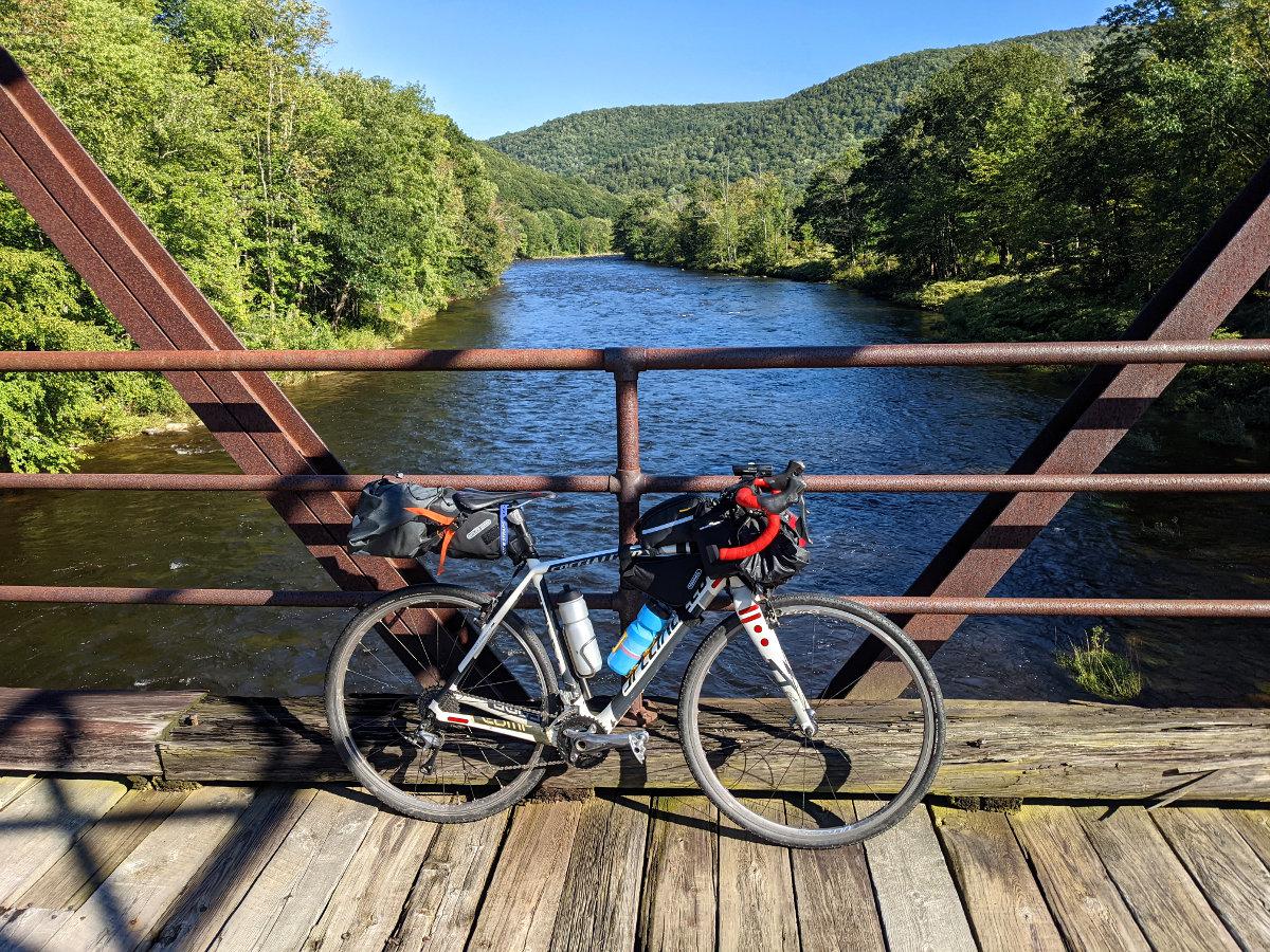 Cyclocross bikes = perfect for light touring r/cyclocross