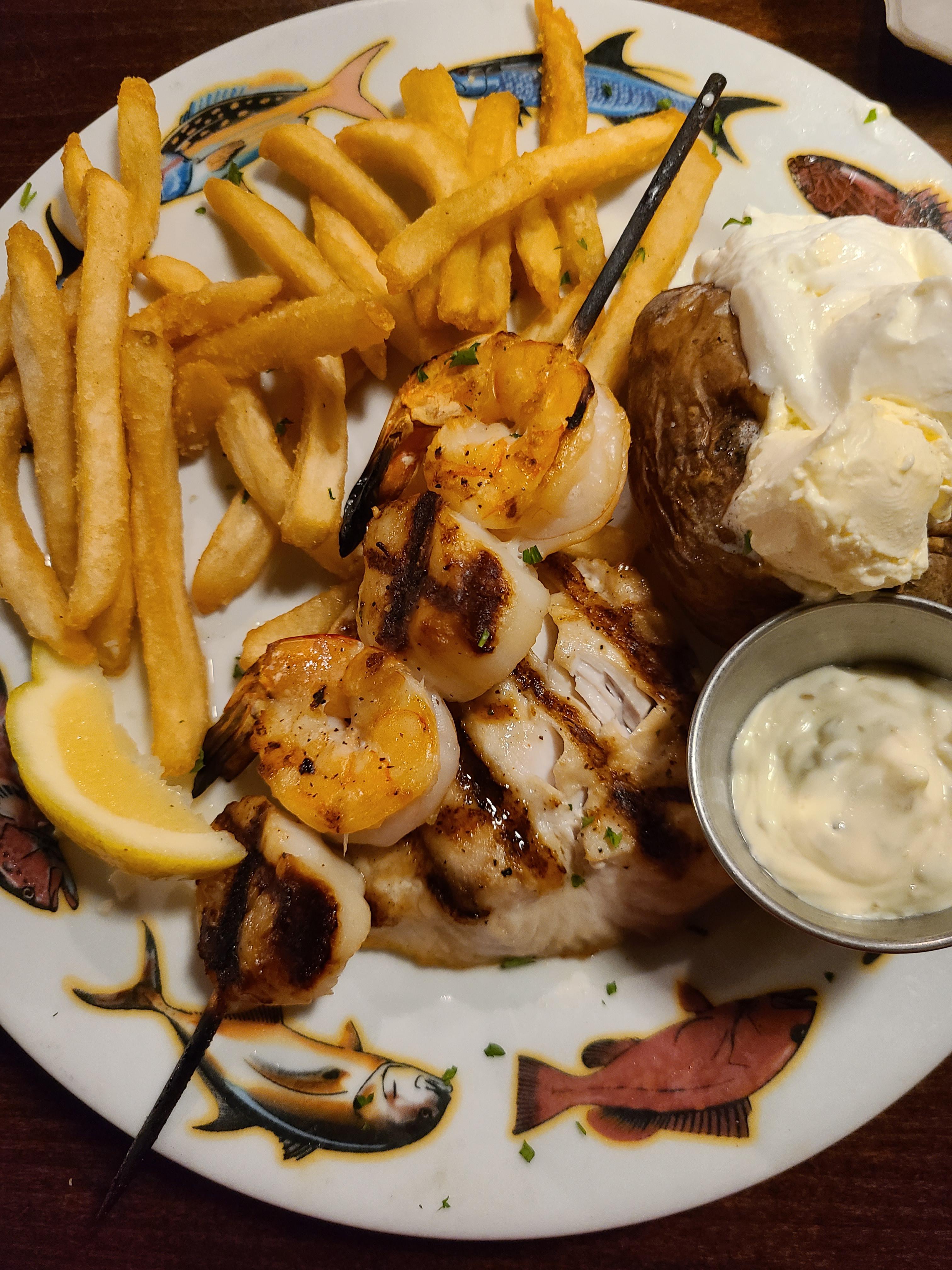 Mahi Mahi with shrimp and scallops r/tonightsdinner
