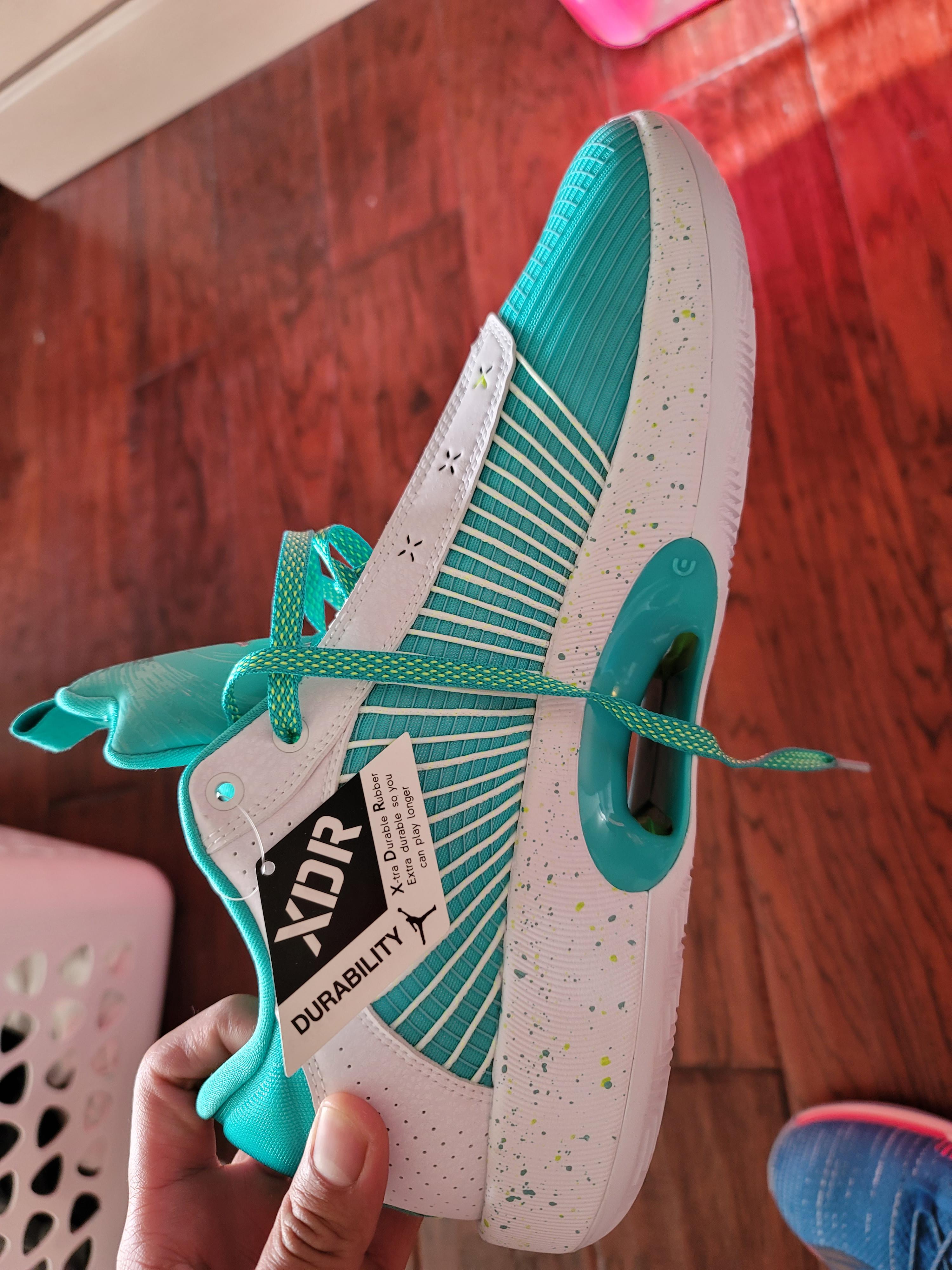 Since when did Jordan 35s come with xdr?? r/BBallShoes