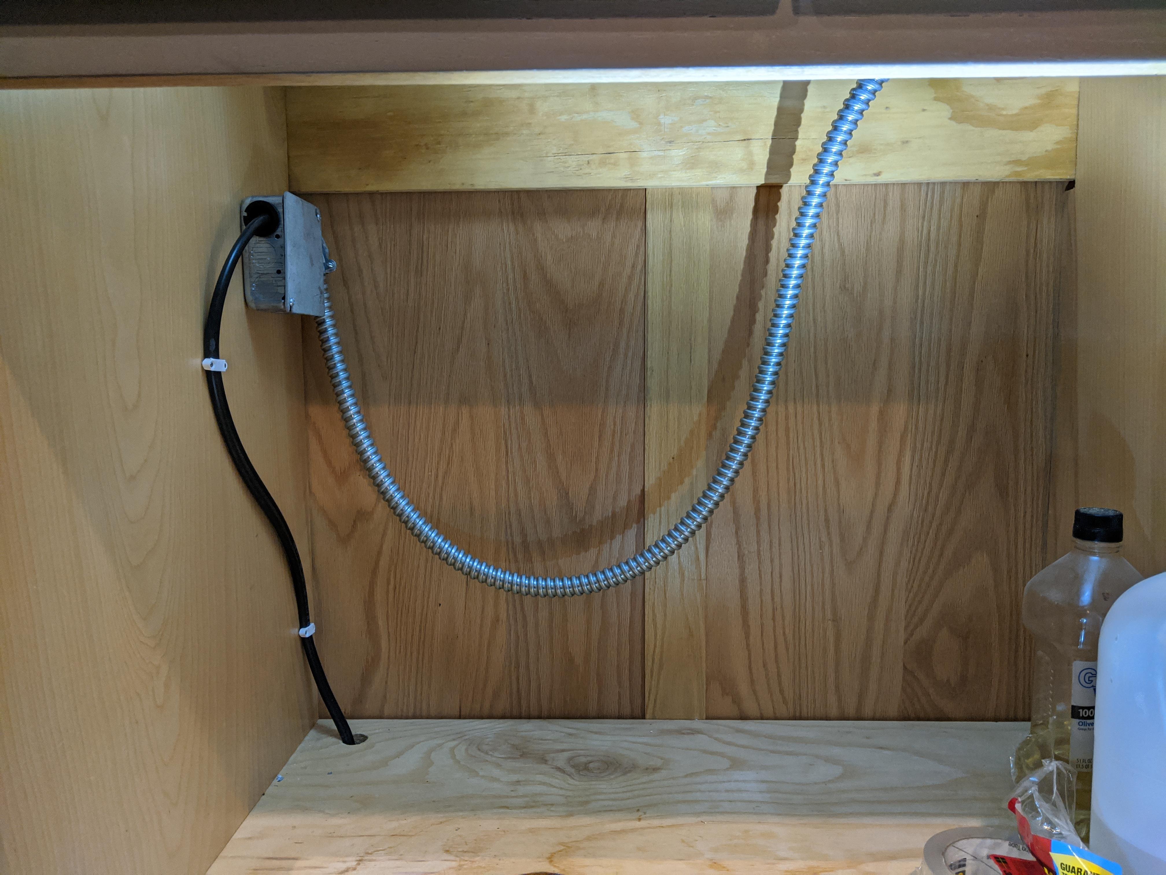 Is my 7.7kW cooktop hooked up to code? 2C/8 w/Gnd. I wasn't sure how