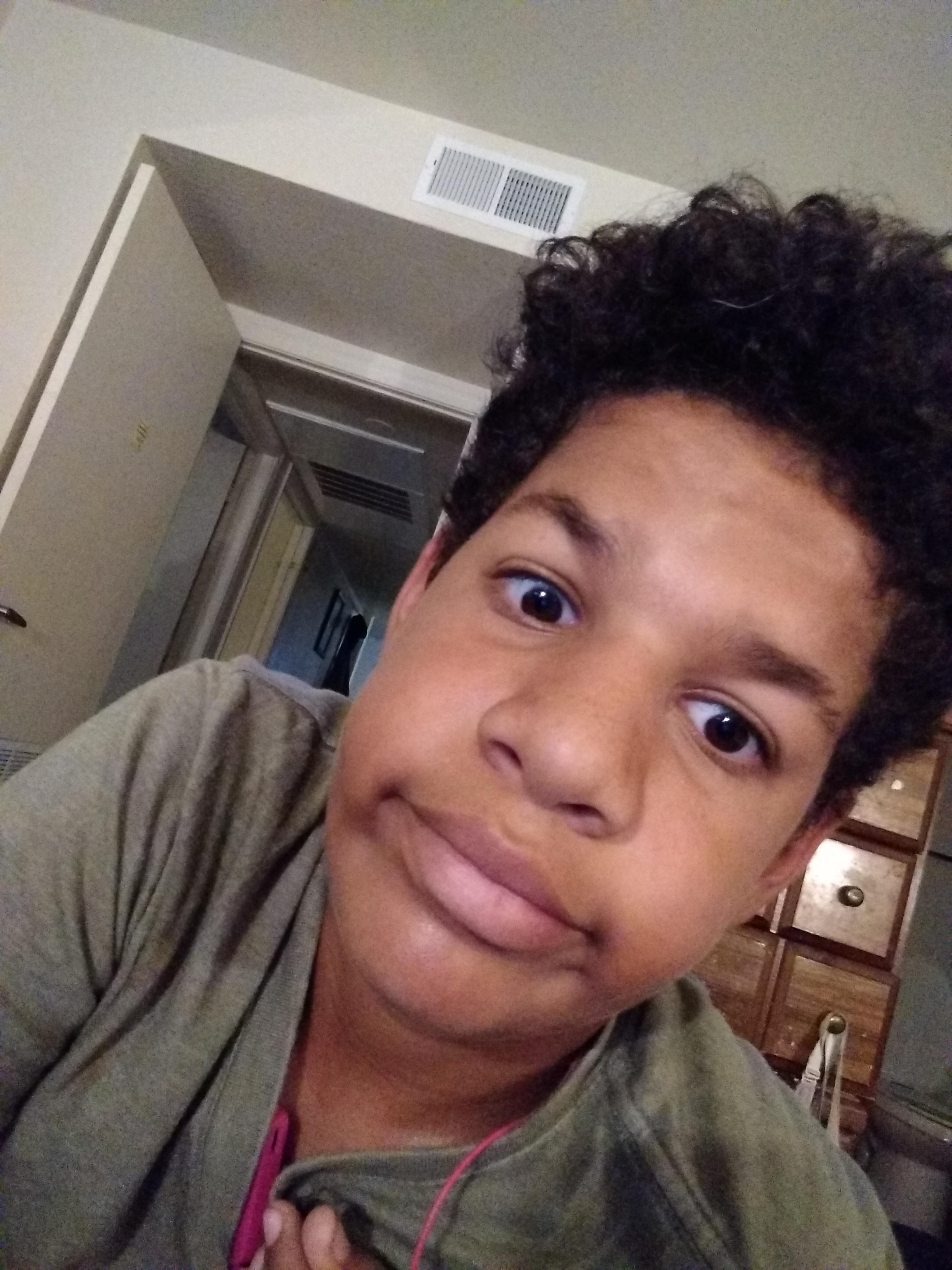 ROST ME... MAKE ME CRY : RoastMe