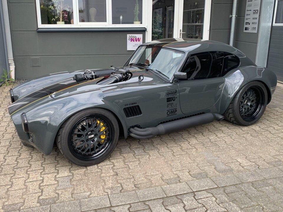Modified AC Cobra – Cars Club