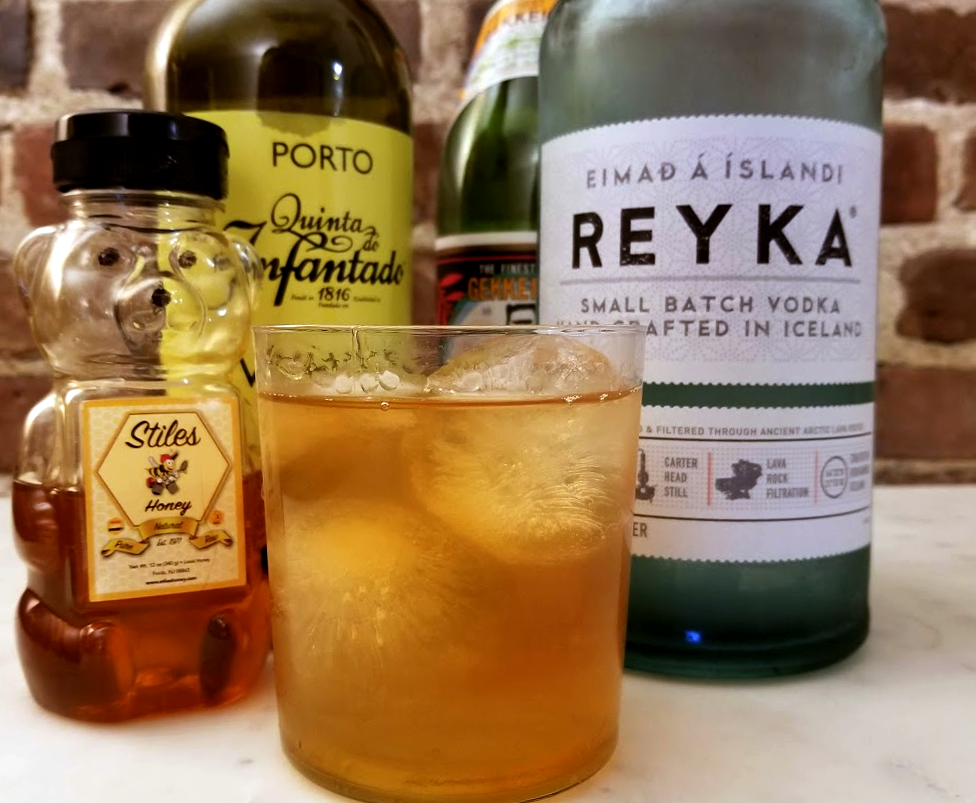Formosa Bee r/cocktails
