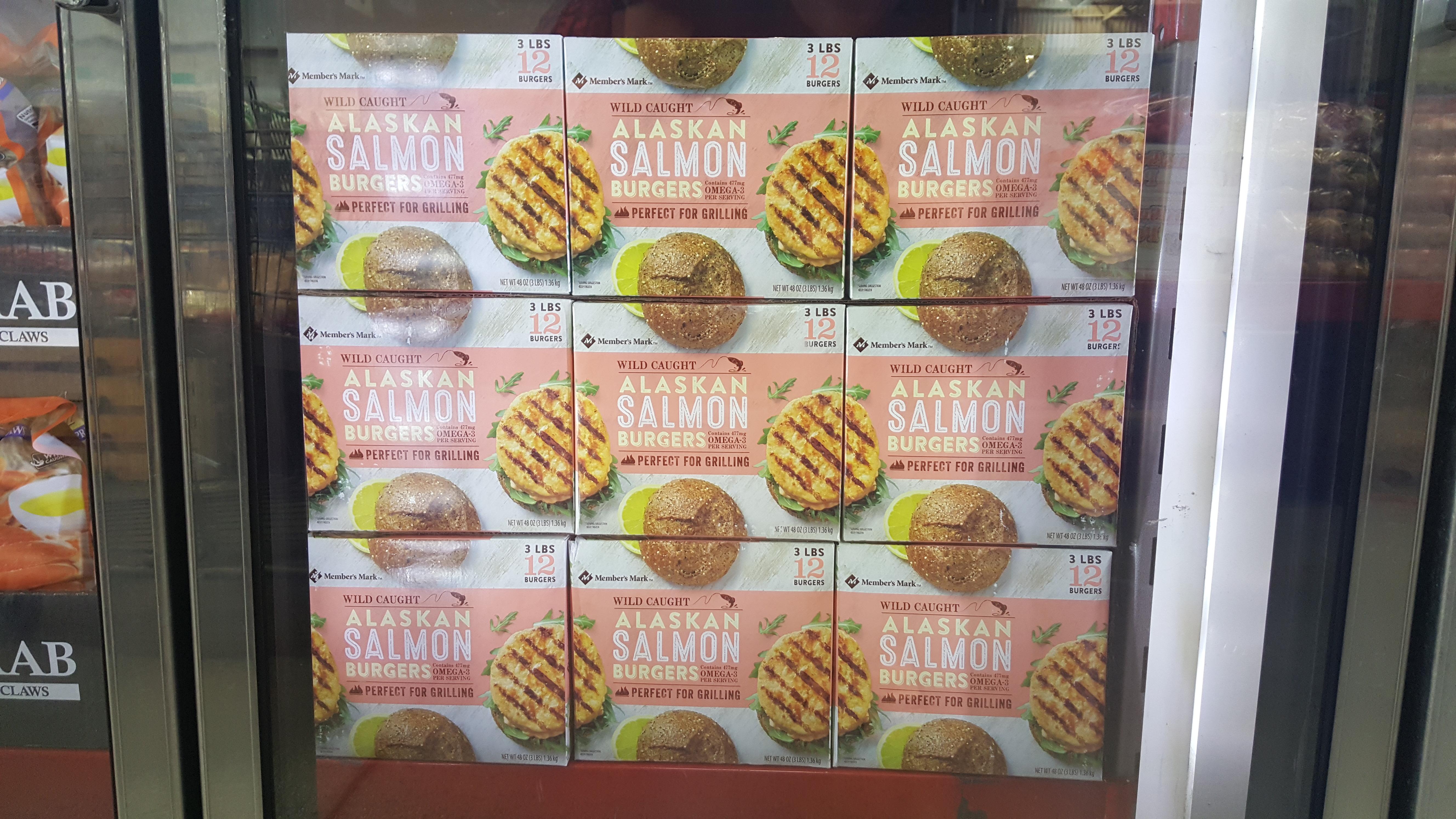 These salmon burgers at Sam's Club r/mildlyinteresting