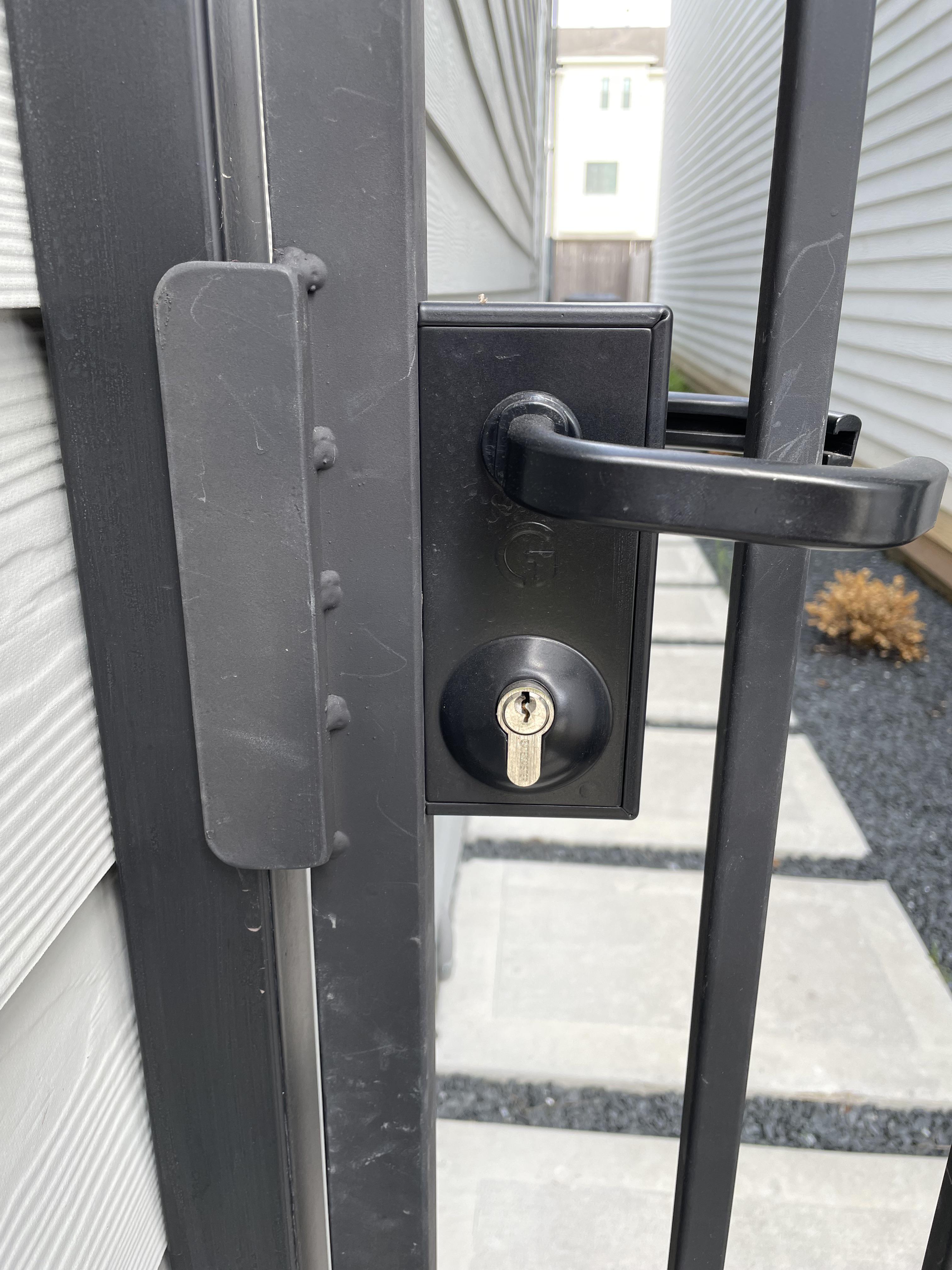 Any way to automate this outdoor gate lock? r/homeautomation