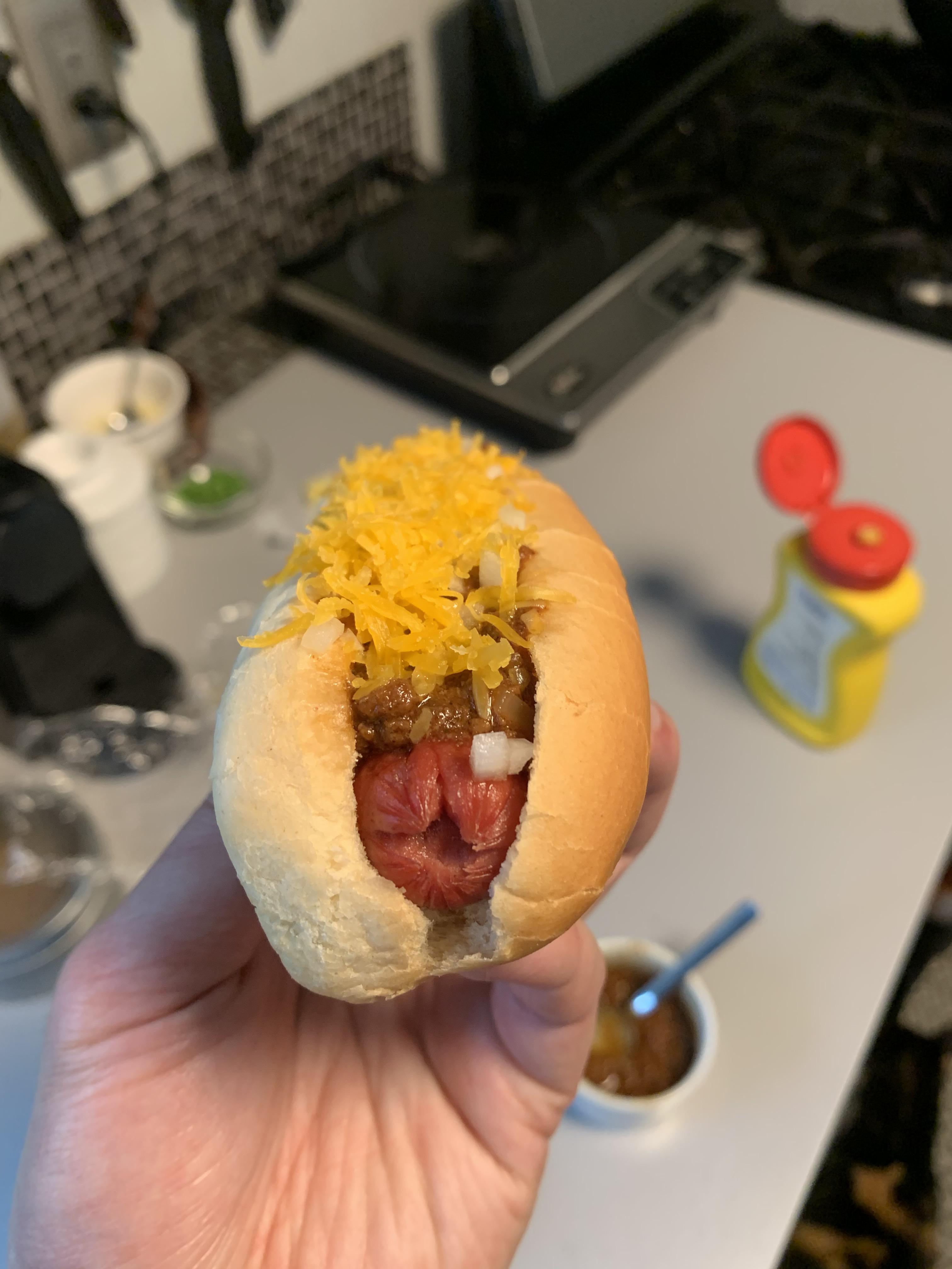 [homemade] chili dog r/food