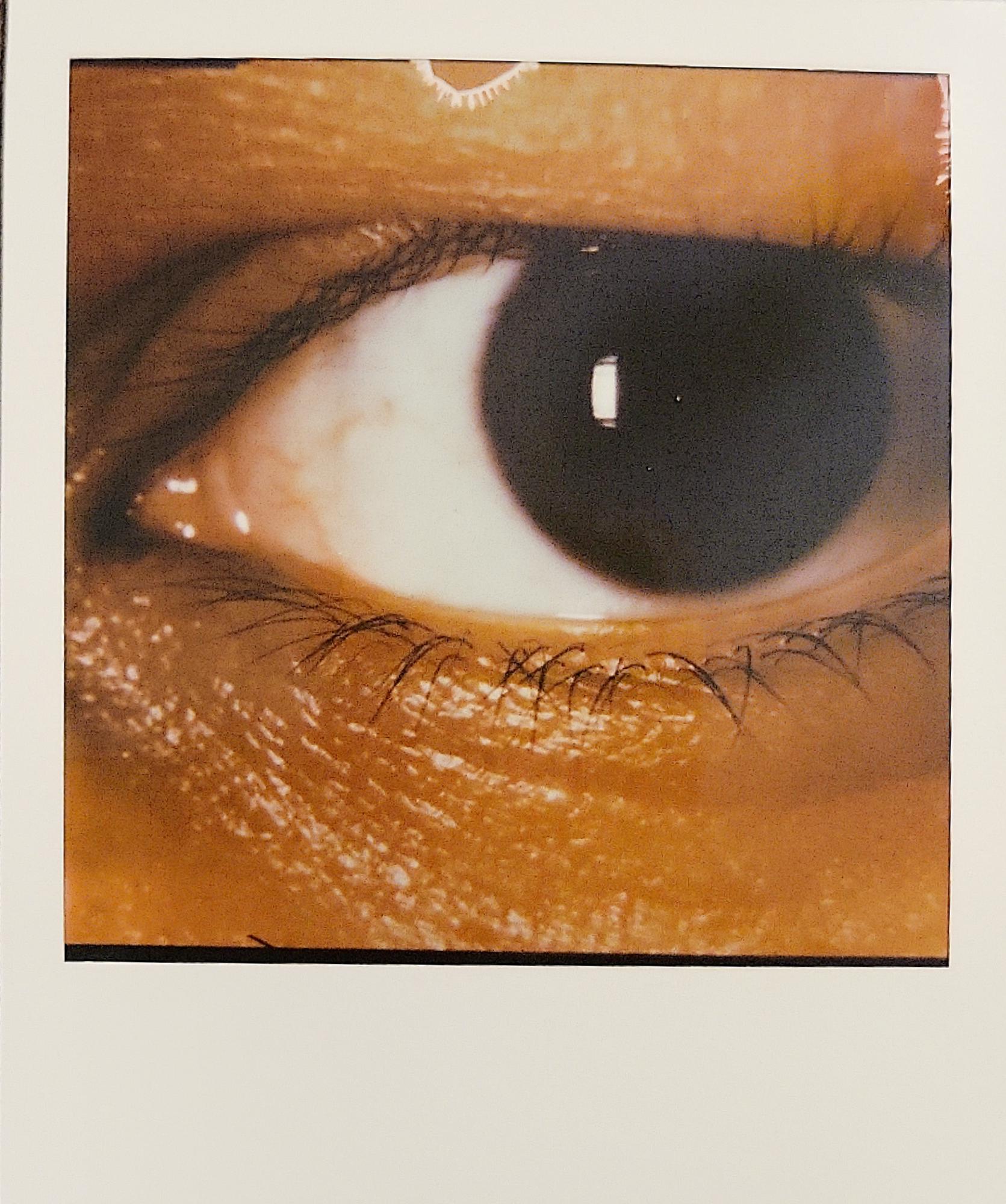 My Eye - Macro 5 SLR on 600 Film : r/Polaroid