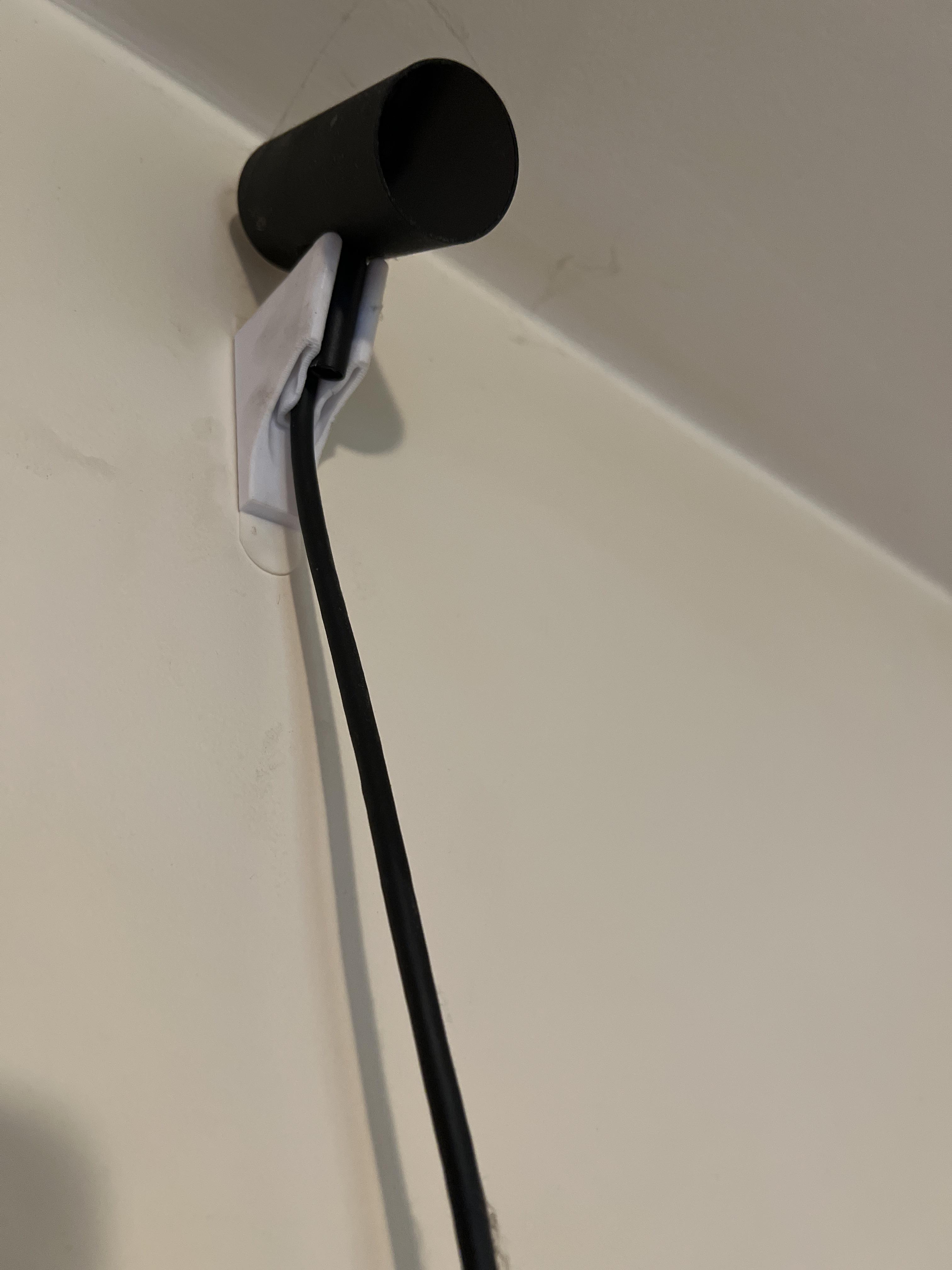 Can I place Oculus Rift CV1 cameras upside down? I have them mounted on