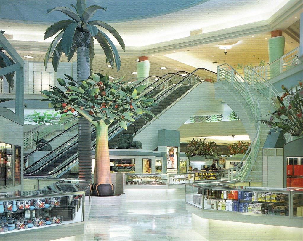 My local shopping mall in the late 80's. (First post, hope you like it