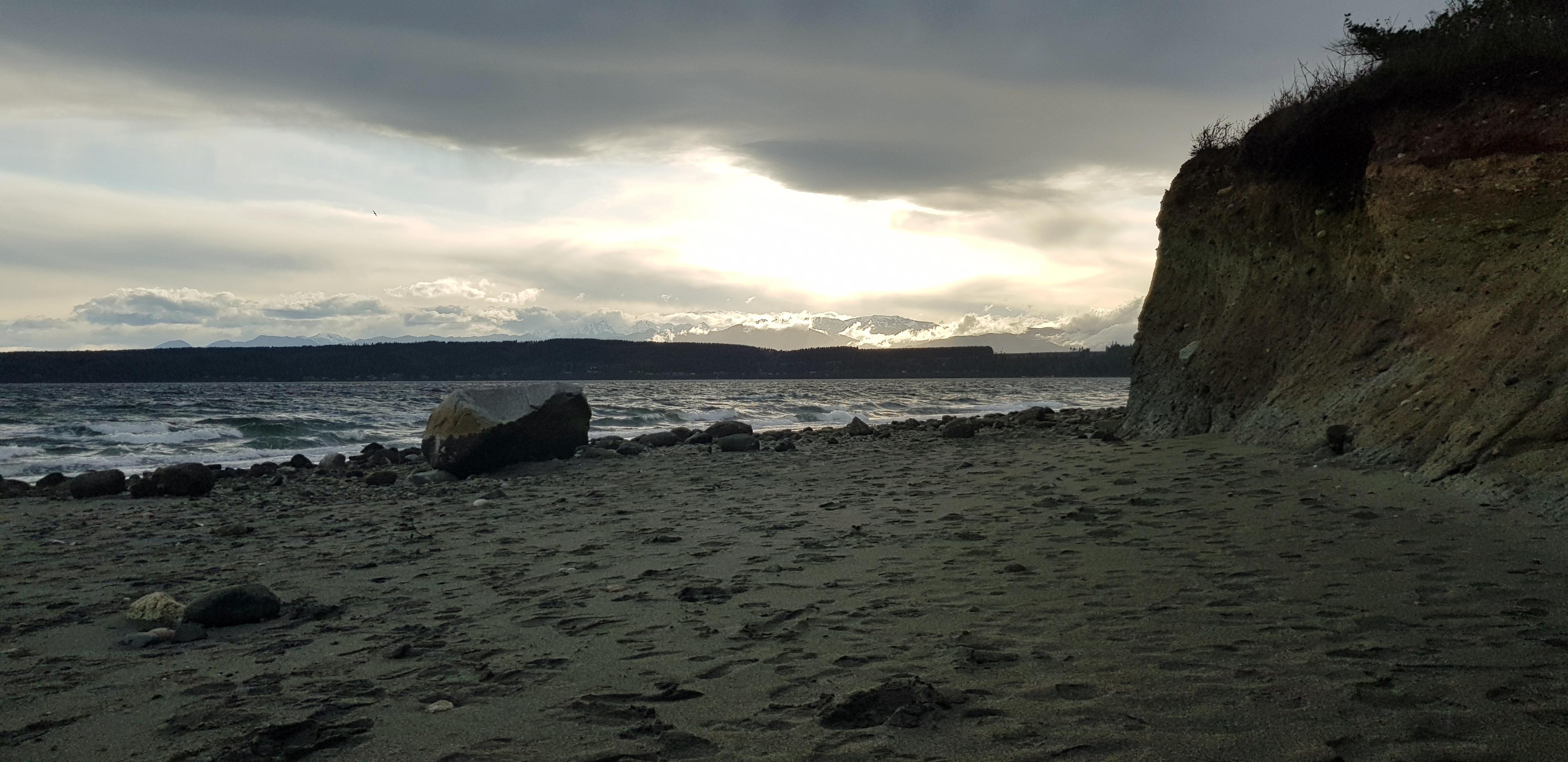 Foul Weather Bluff, Washington r/PNW