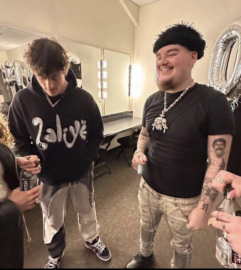 Yeat in backstage r/yeat_