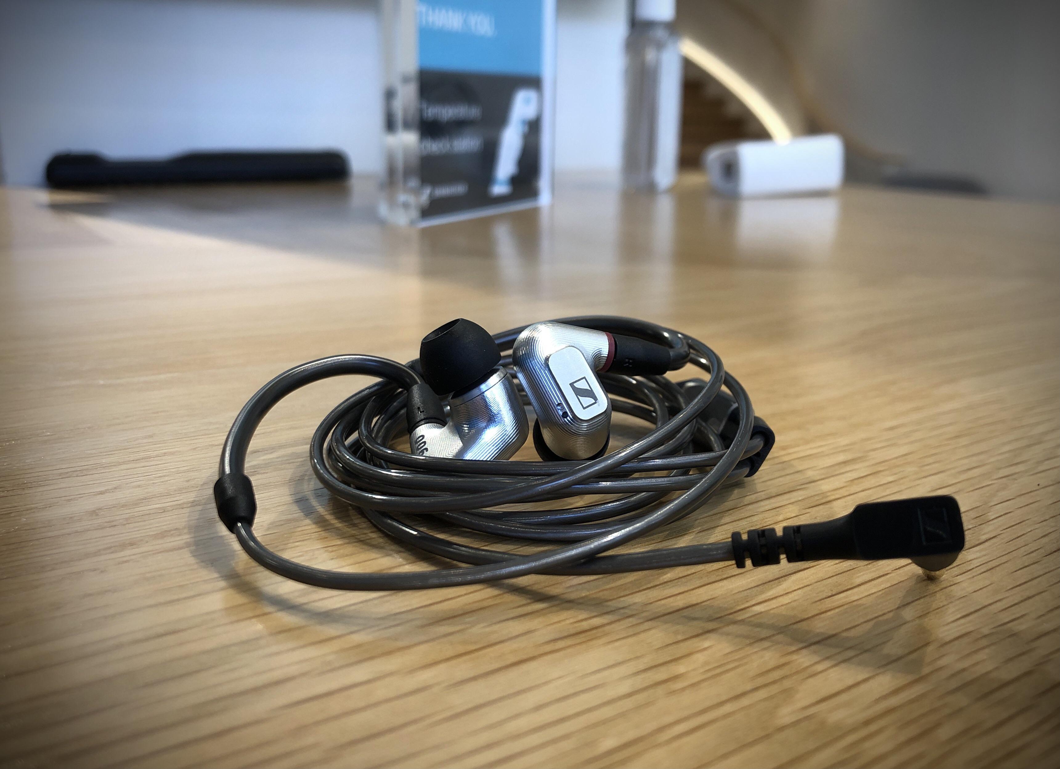 869 best Sennheisers images on Pholder Headphones, Headphoneporn and