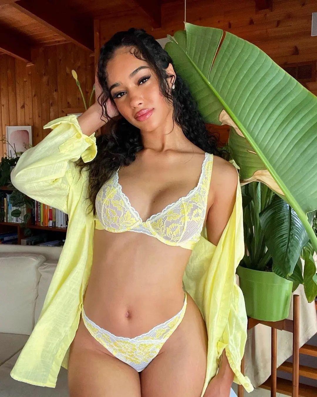 Lala baptiste : lalabaptisteonly