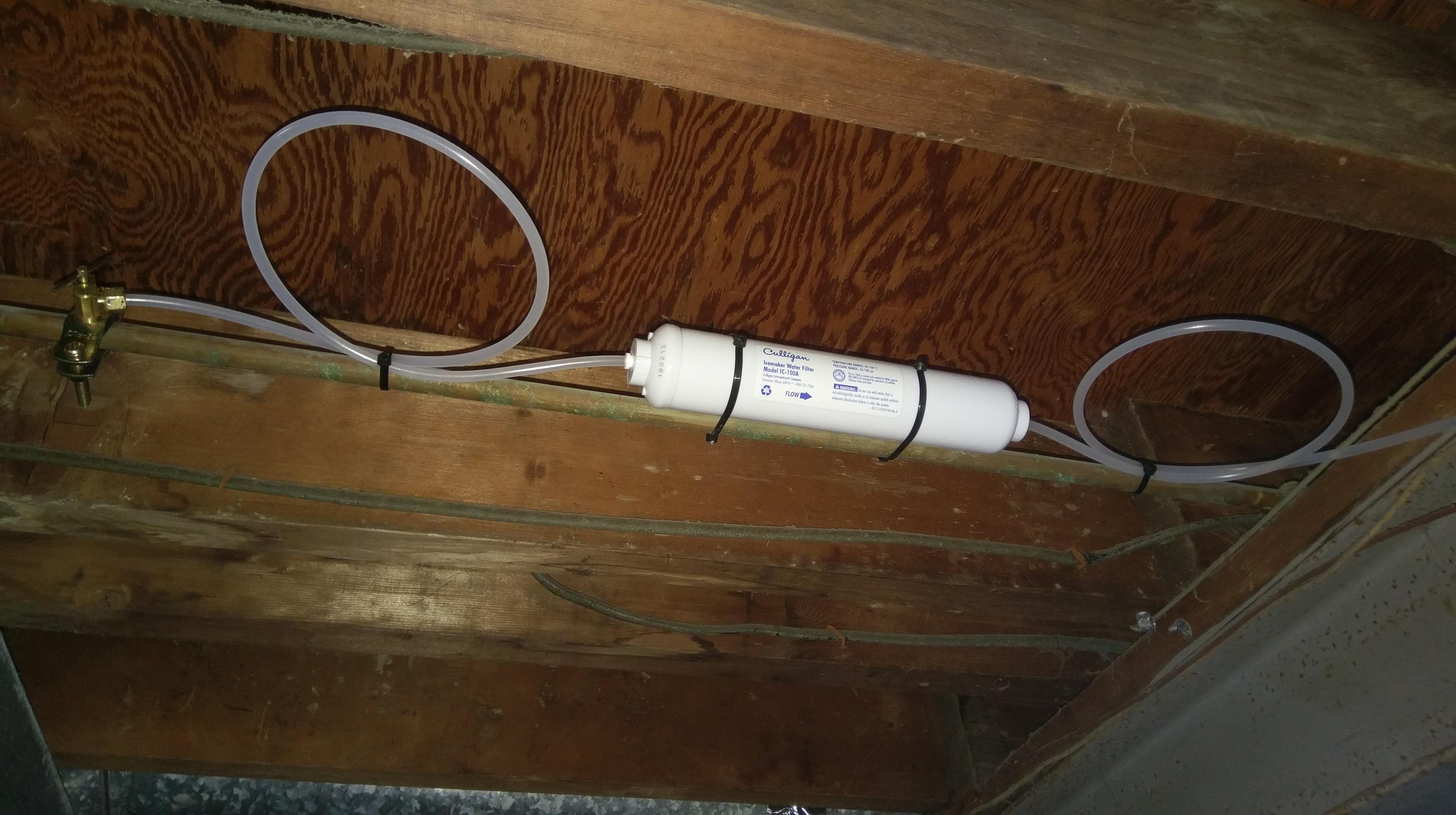Cheap n quick ice maker hook up for my apt r/Plumbing
