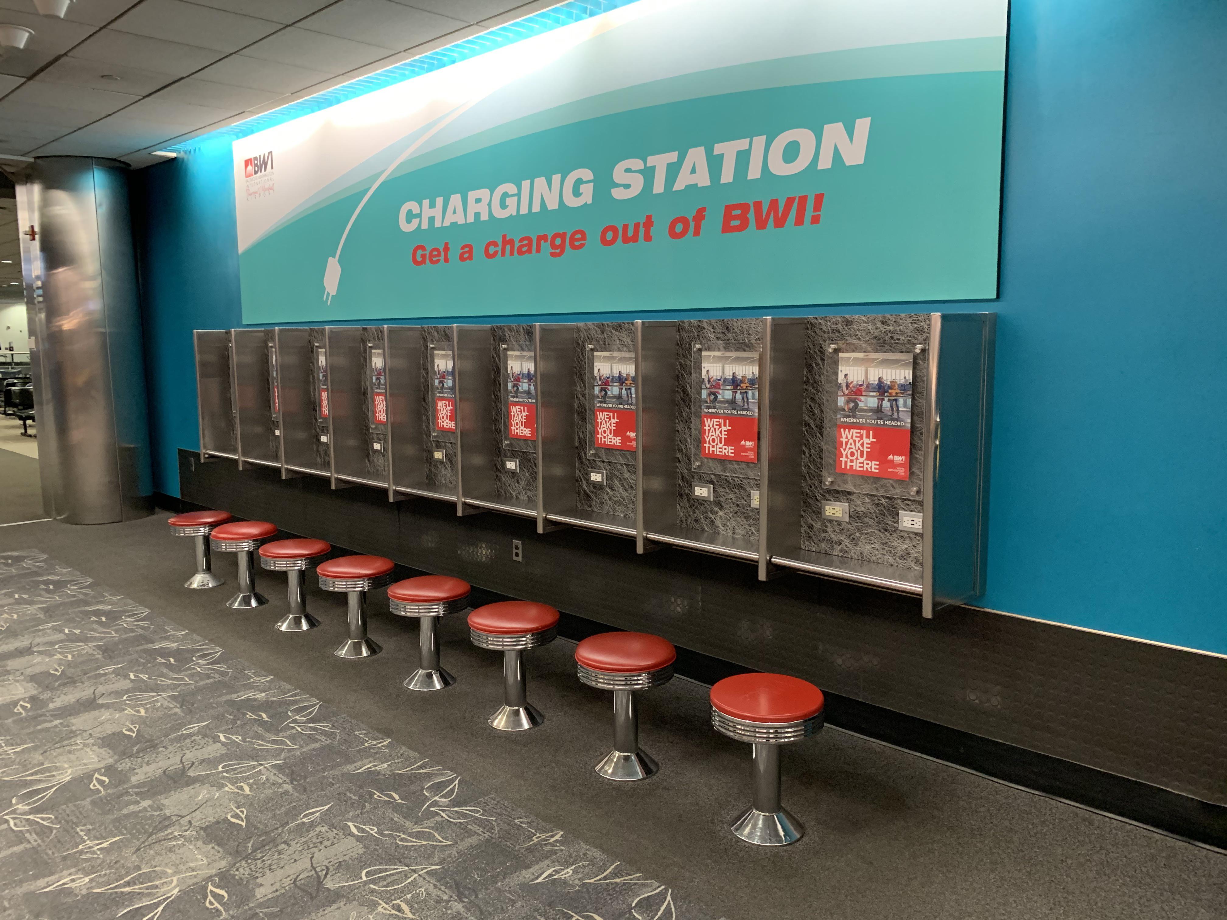 Airport pay phone stations have been repurposed to free charging stations r/mildlyinteresting