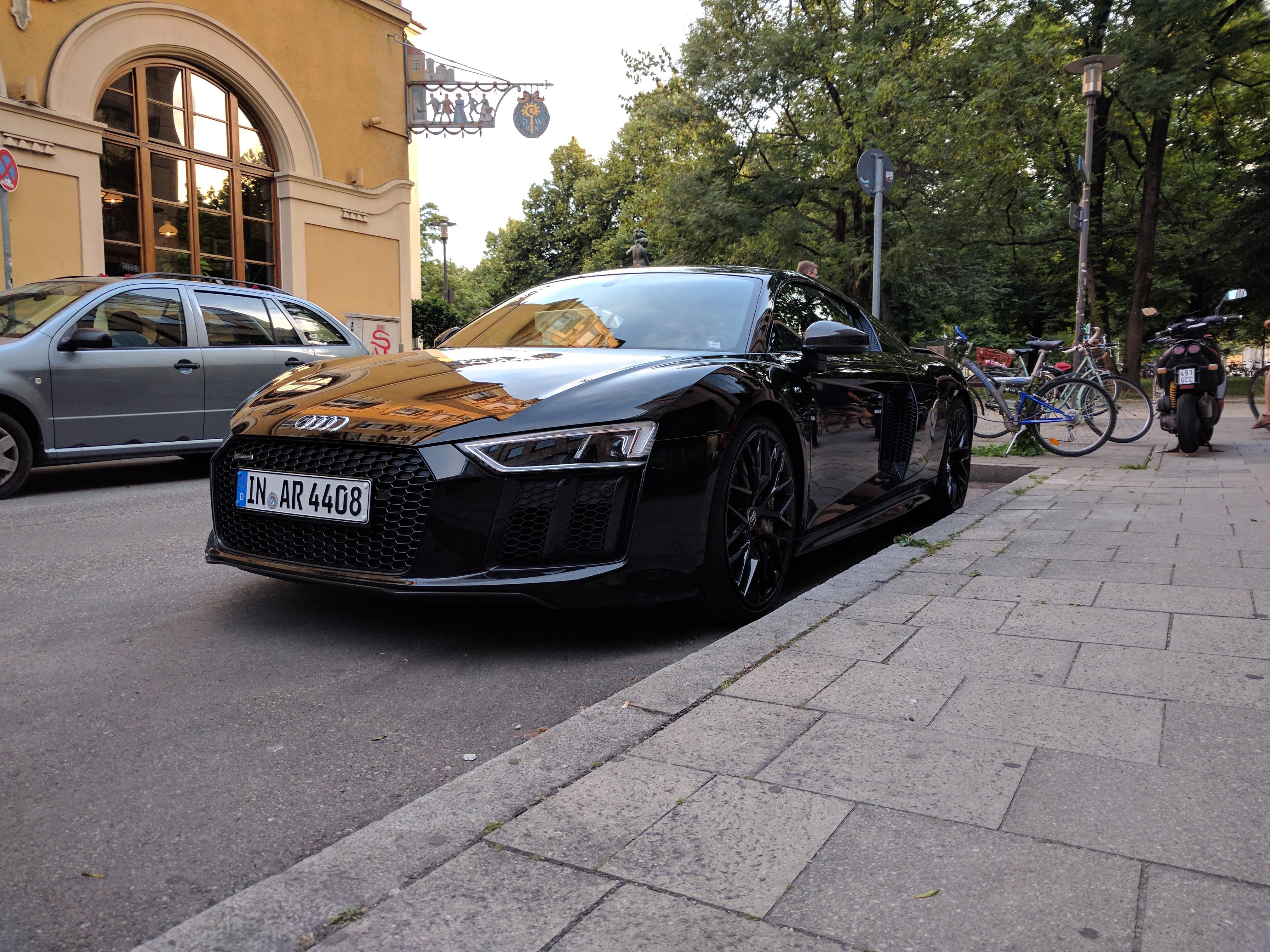 Audi R8 in Munich r/Autos
